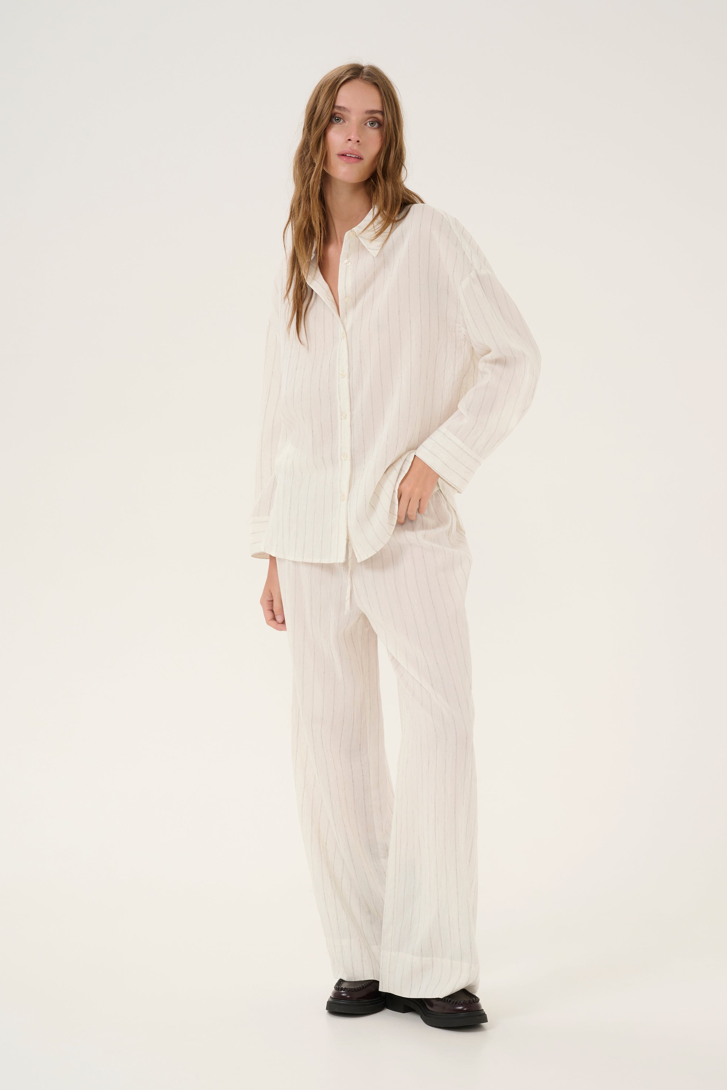 LimaMW Shirt LOOKBOOK FRONT 10705019-1304011