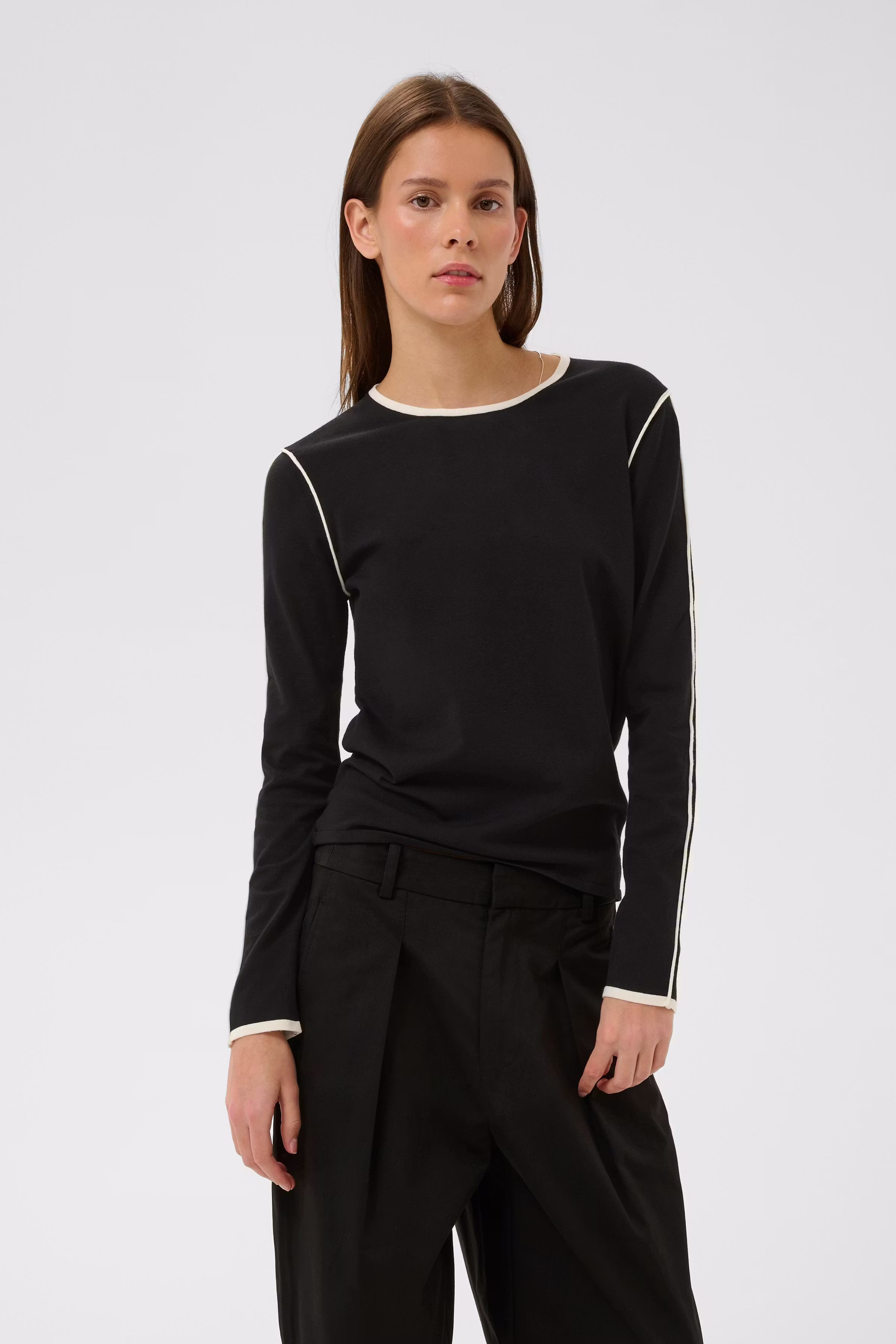 AileyIW Shopper Taske LOOKBOOK FRONT 30110710-301713