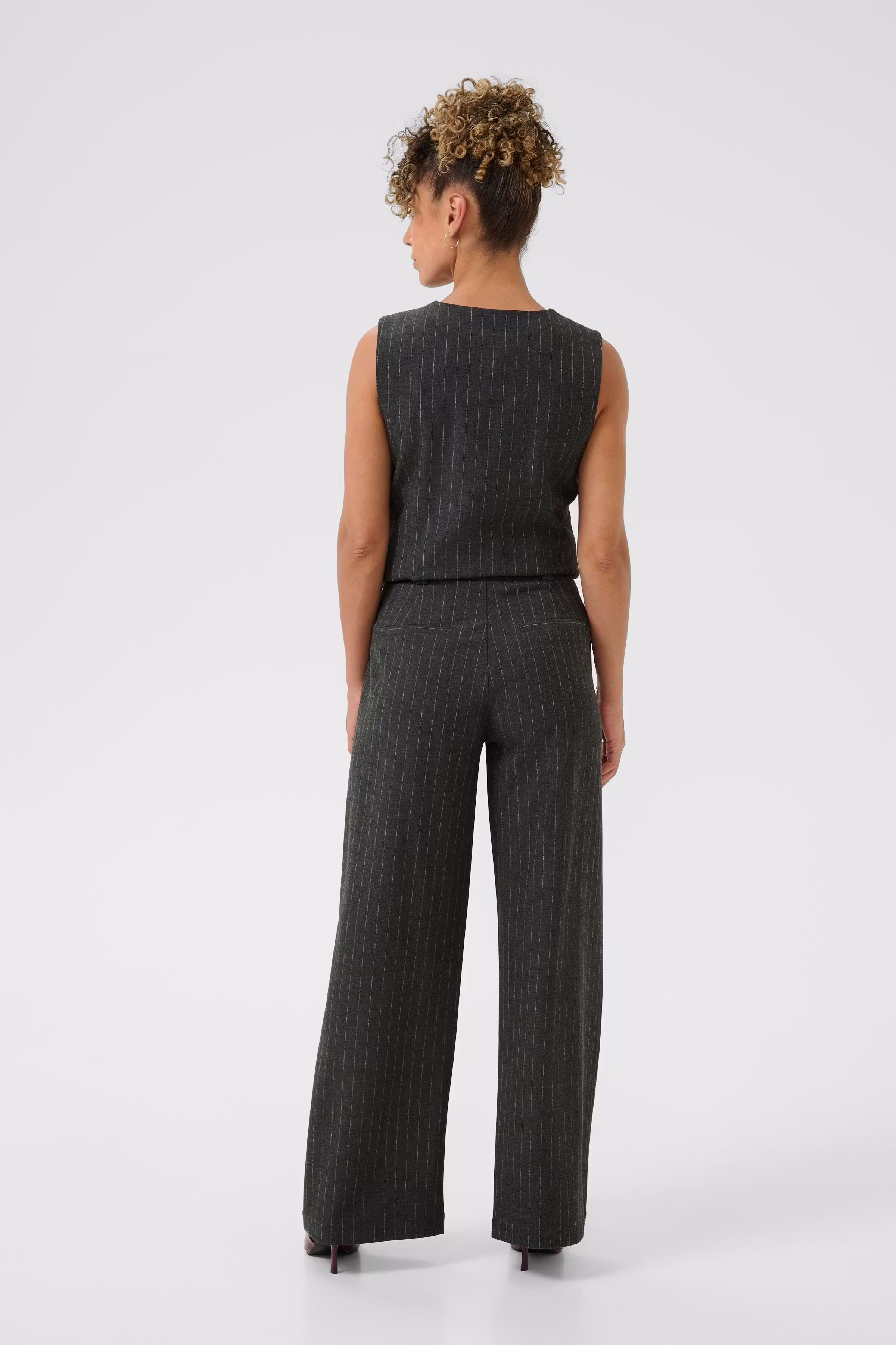 CRTingle Trousers LOOKBOOK BACK 10614372-108596