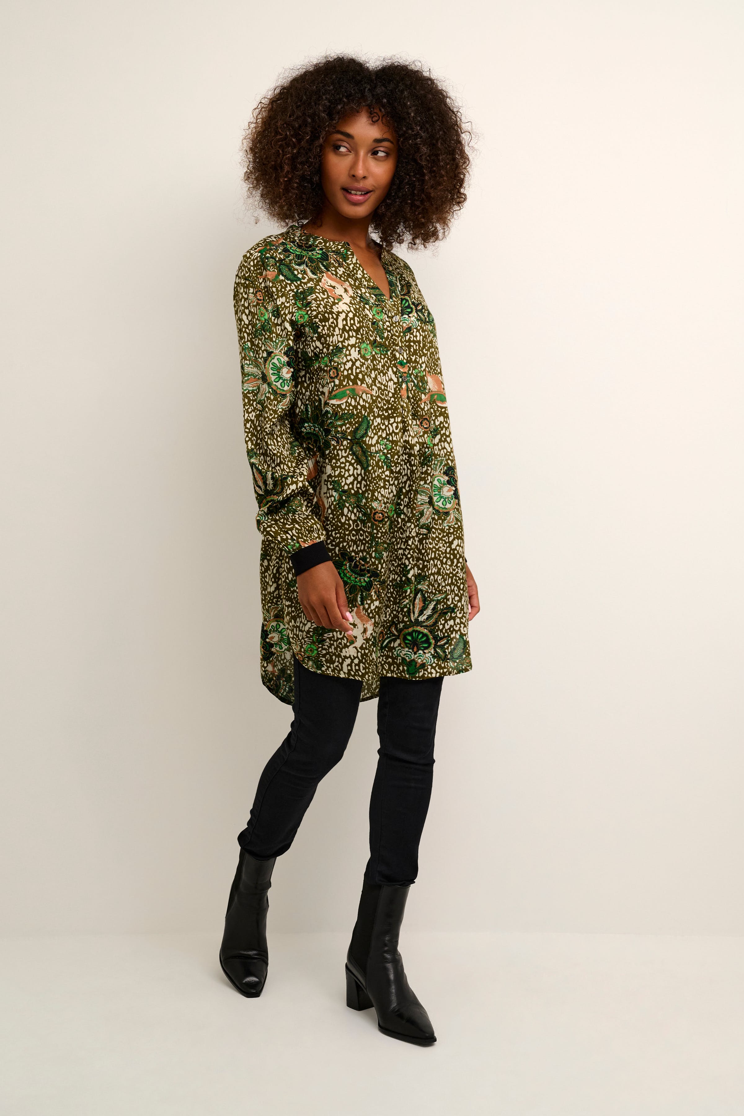 KAwiona Tunika LOOKBOOK FRONT 10507344-103550