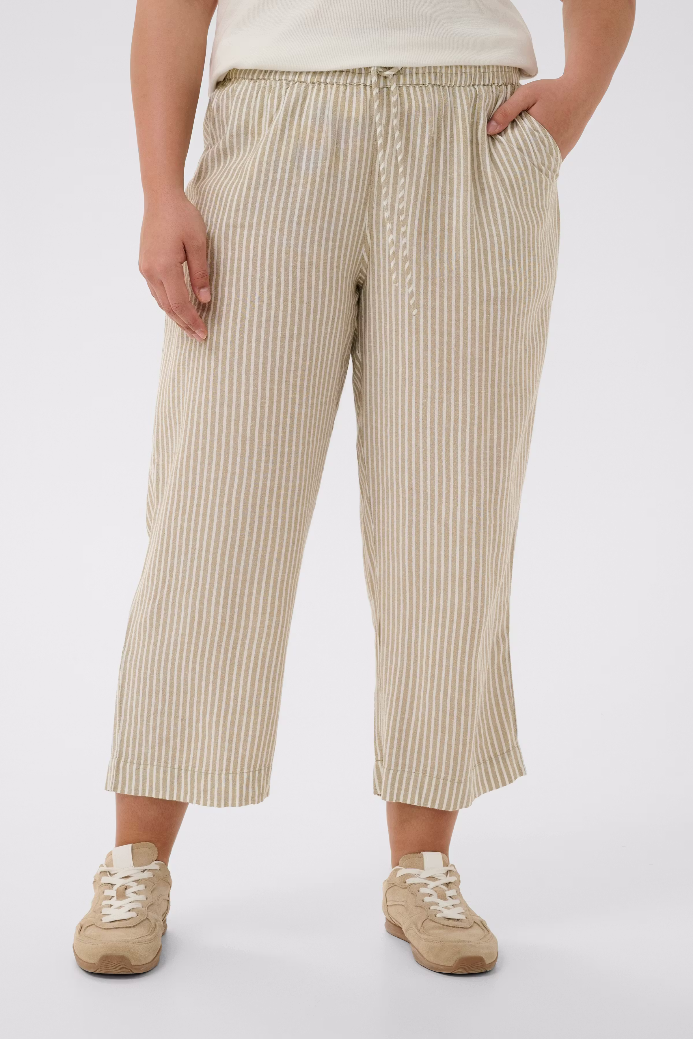 KCmille Hose LOOKBOOK FRONT 10583098-105466