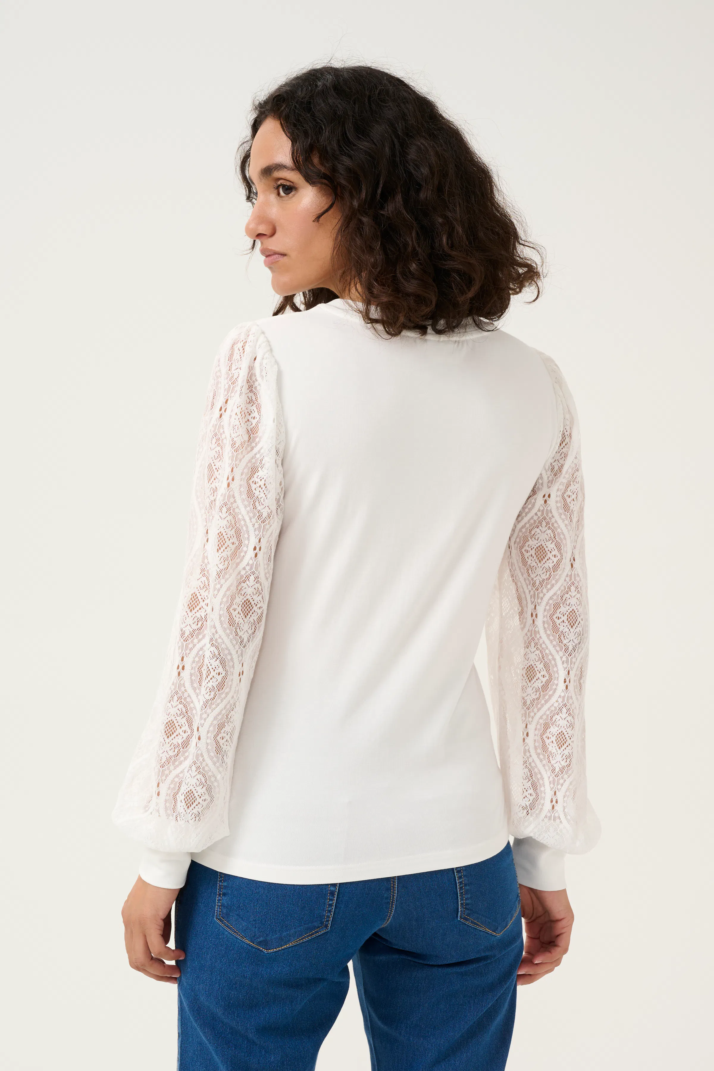 KAnima Bluse LOOKBOOK BACK 10509520-110602