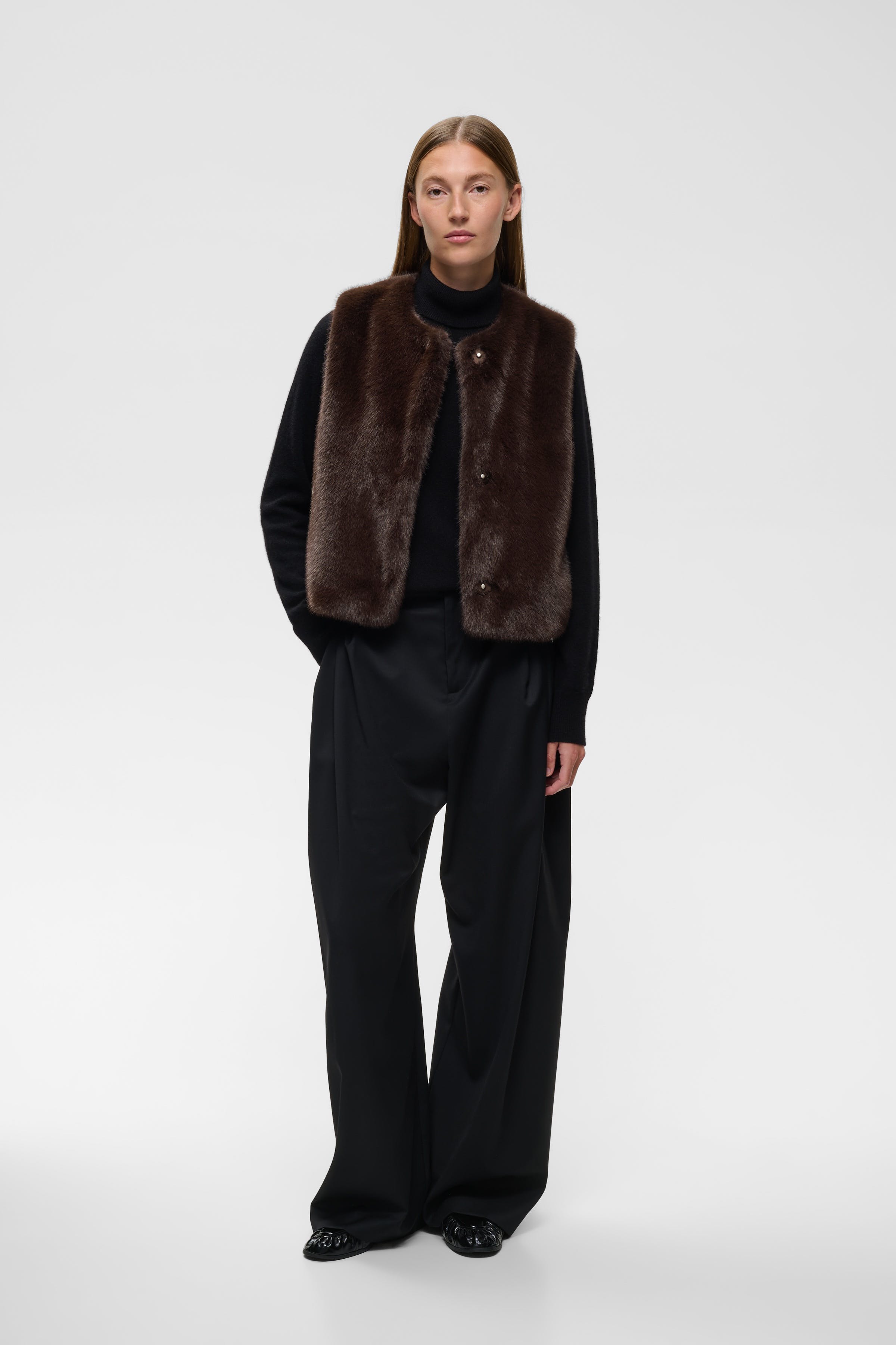 ZABELLEIW Mantel LOOKBOOK FRONT 30112659-191109