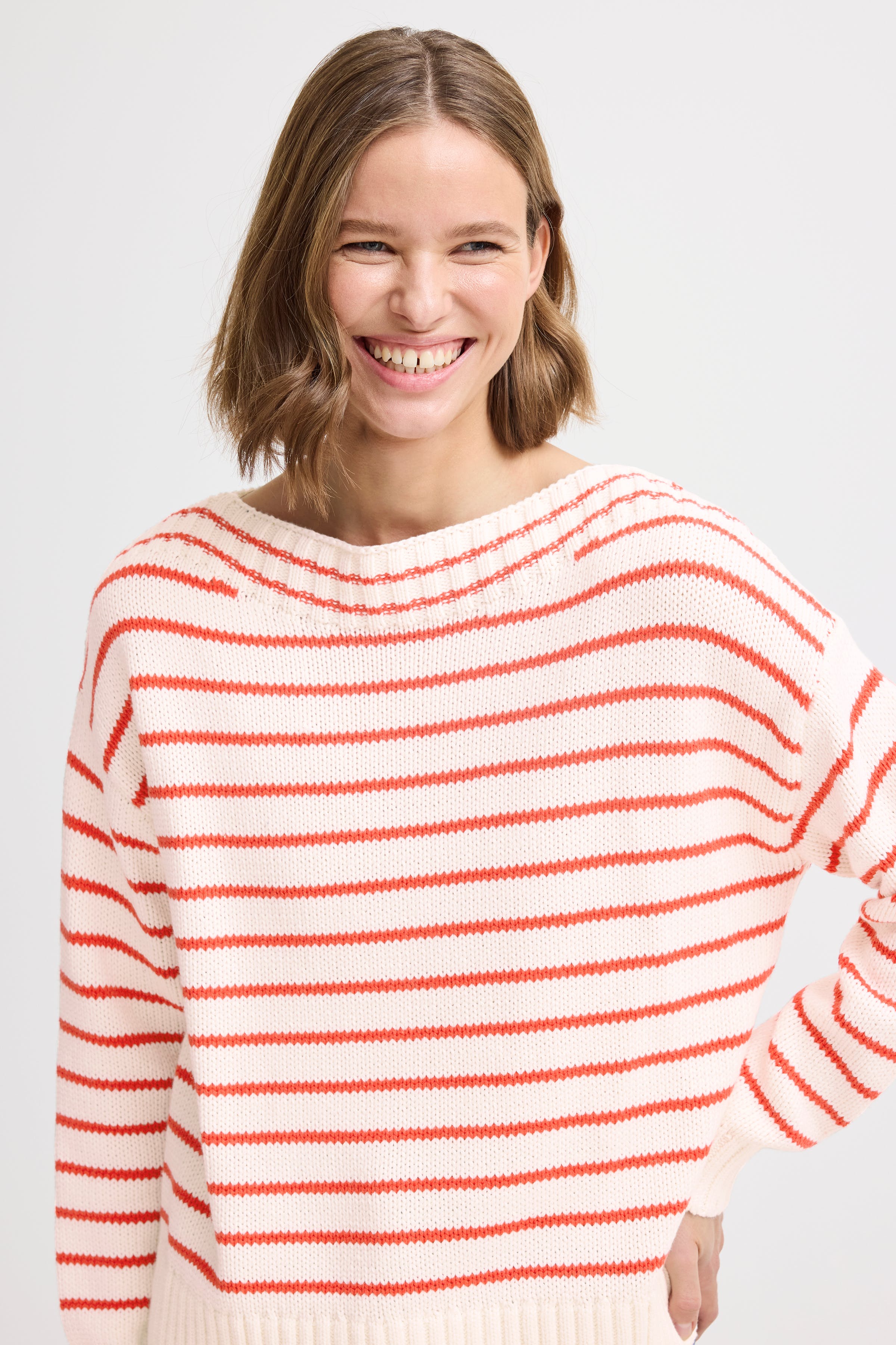 BYNAGLA Pullover LOOKBOOK DETAIL 20816275-203990