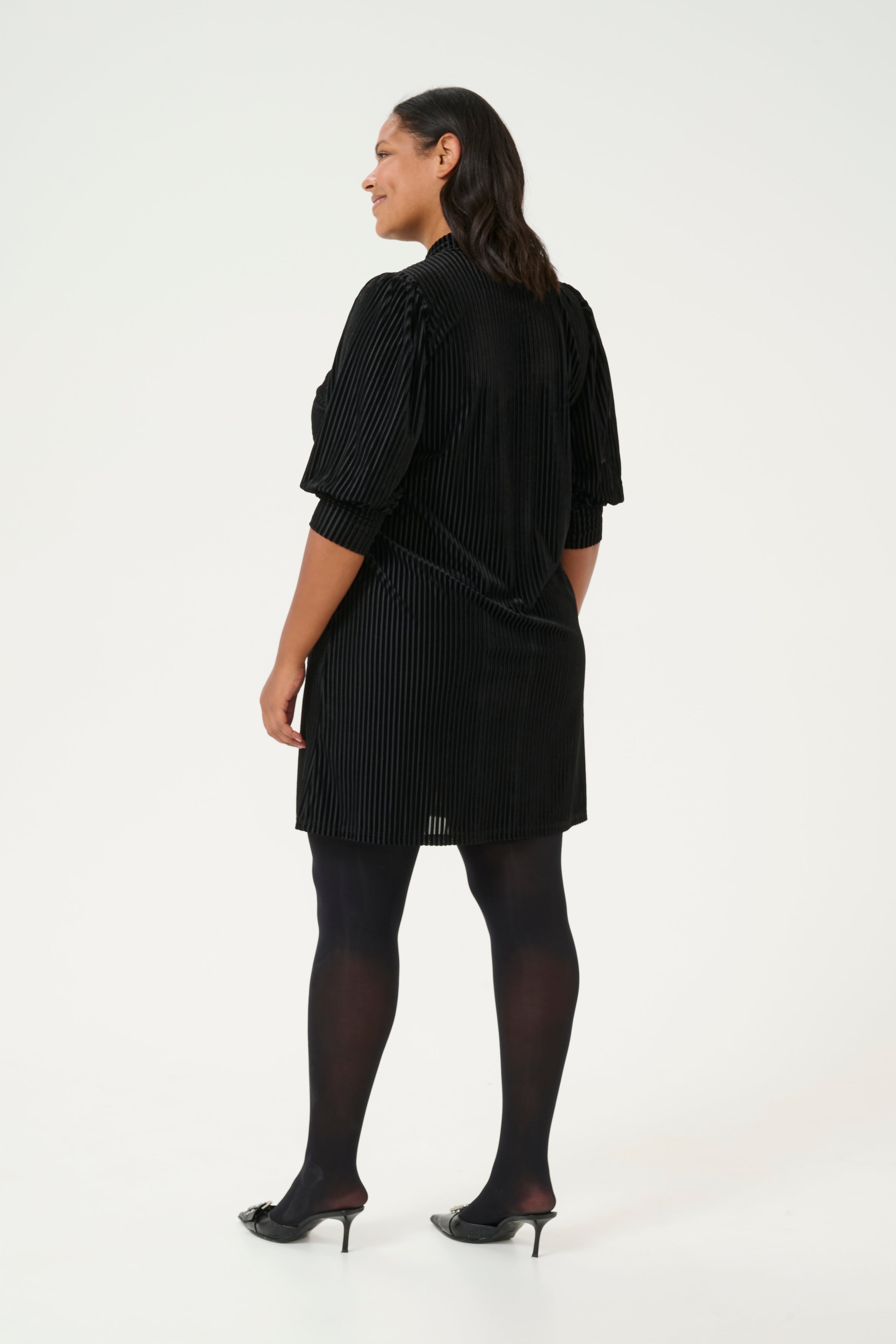 KCcacanna Velourkjole LOOKBOOK BACK 10581209-106480