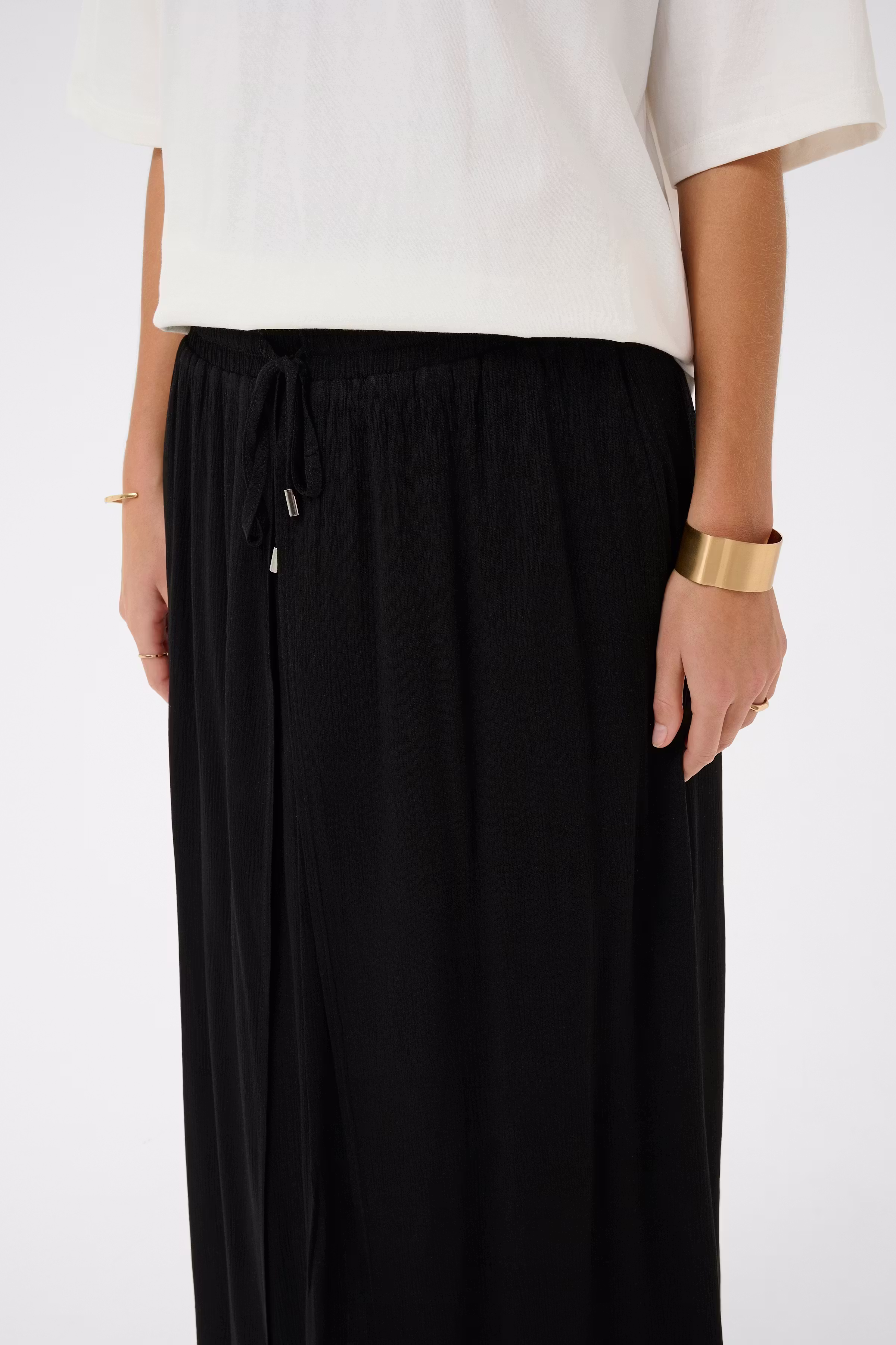 CRAllie Skirt LOOKBOOK DETAIL 10615498-100120