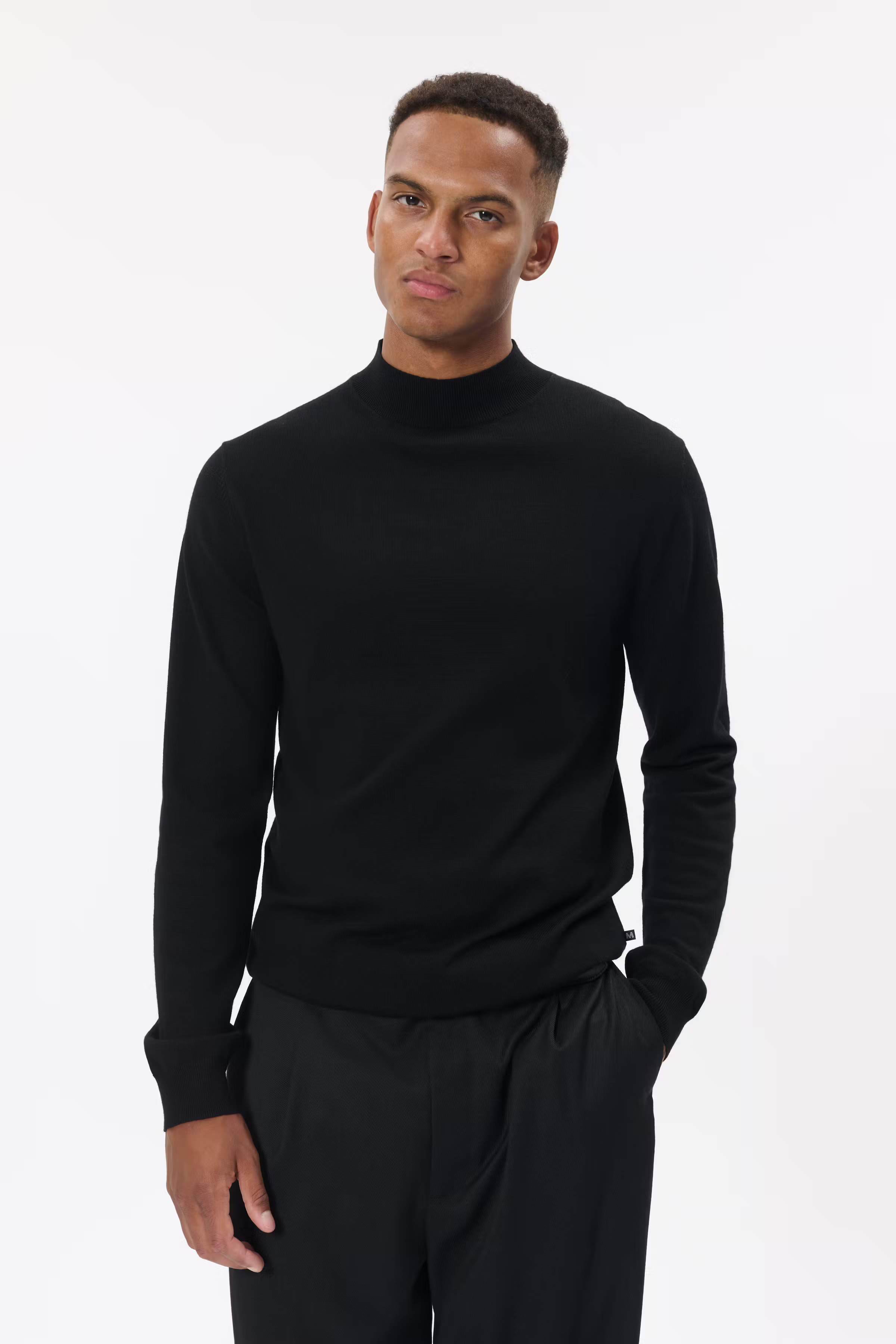 MAturtle Knitted Pullover LOOKBOOK FRONT 30205063-300275