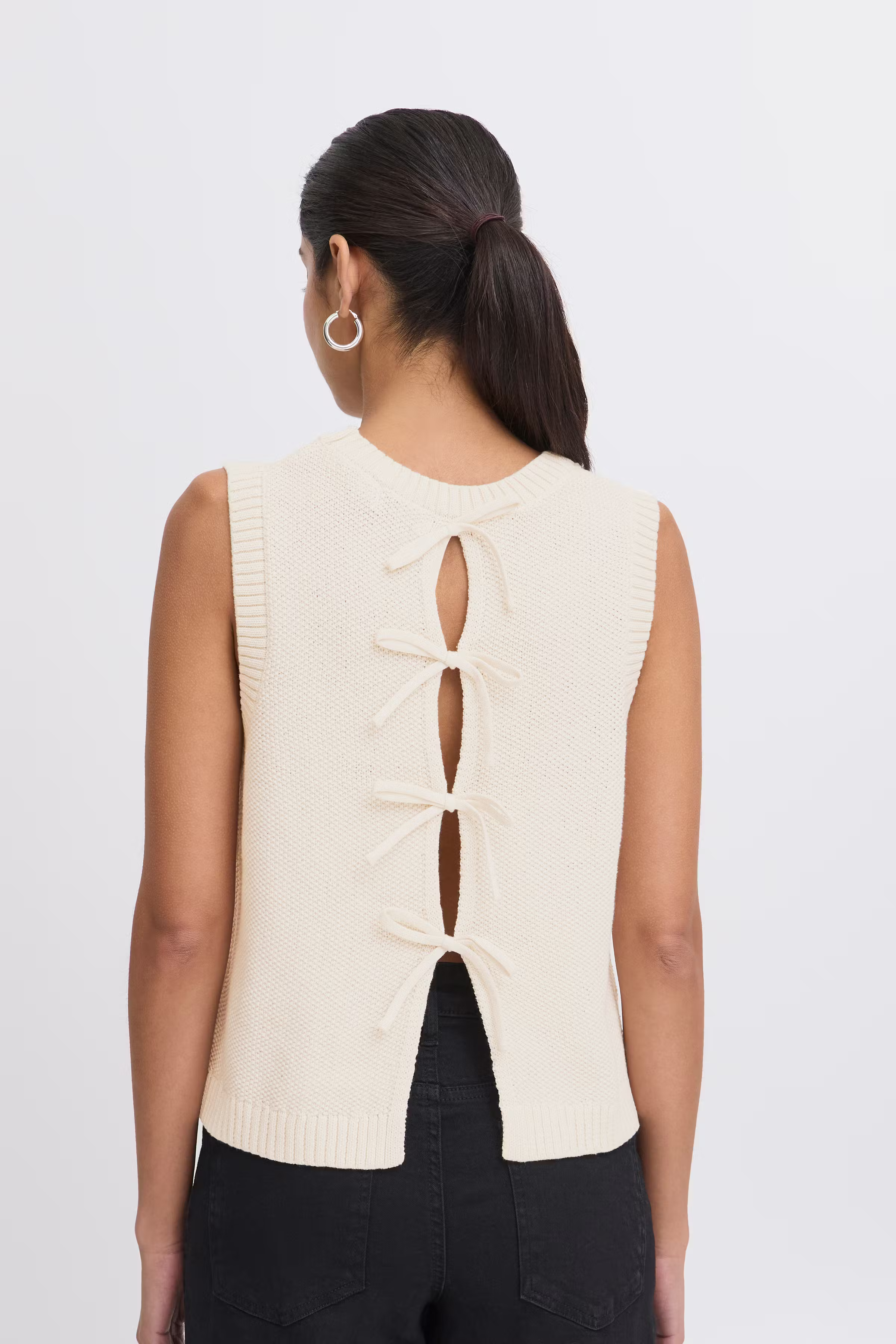 IHDOTTIES Ærmeløs LOOKBOOK BACK 20122898-130905