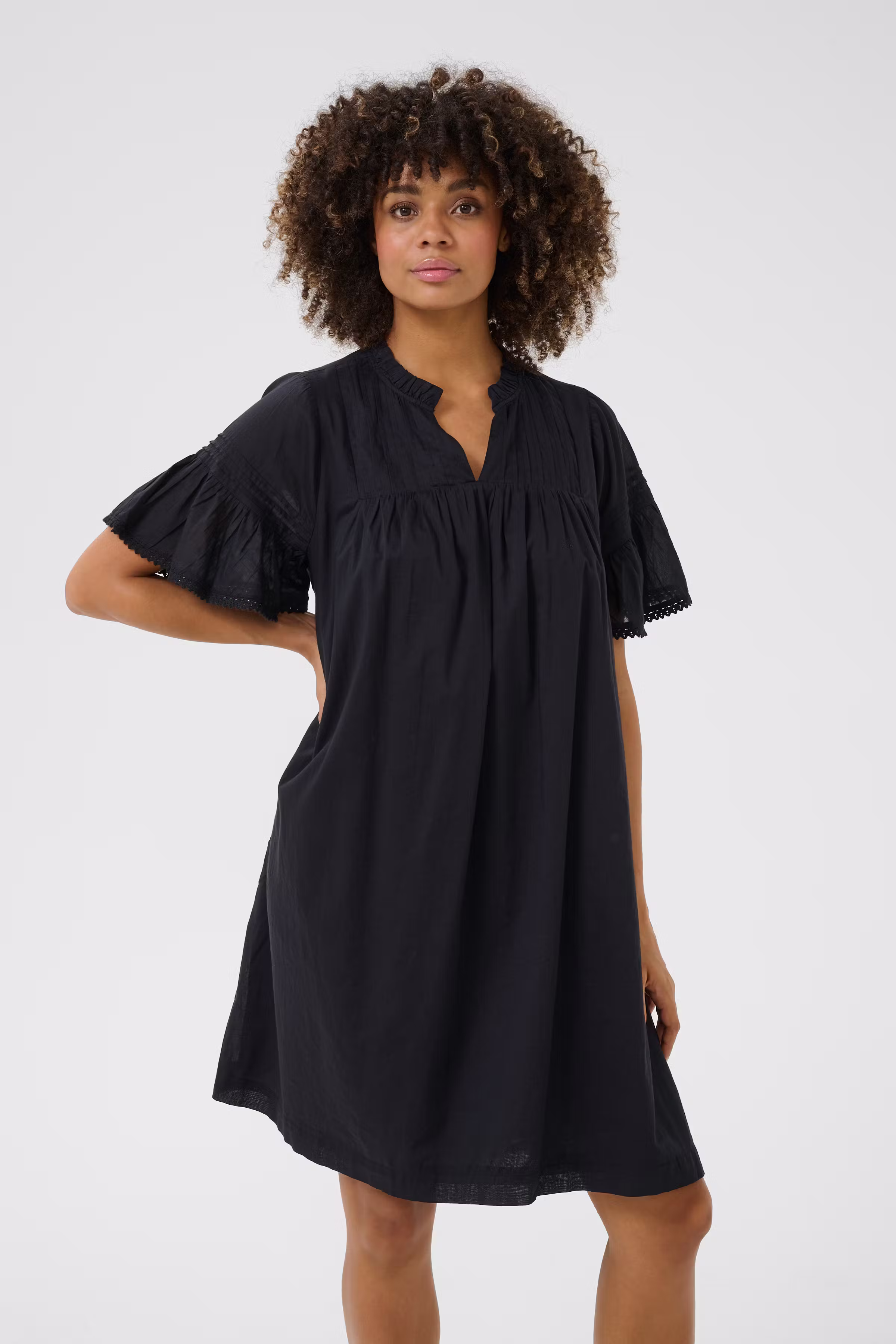 CUcybelle Jurk LOOKBOOK FRONT 50111938-500012