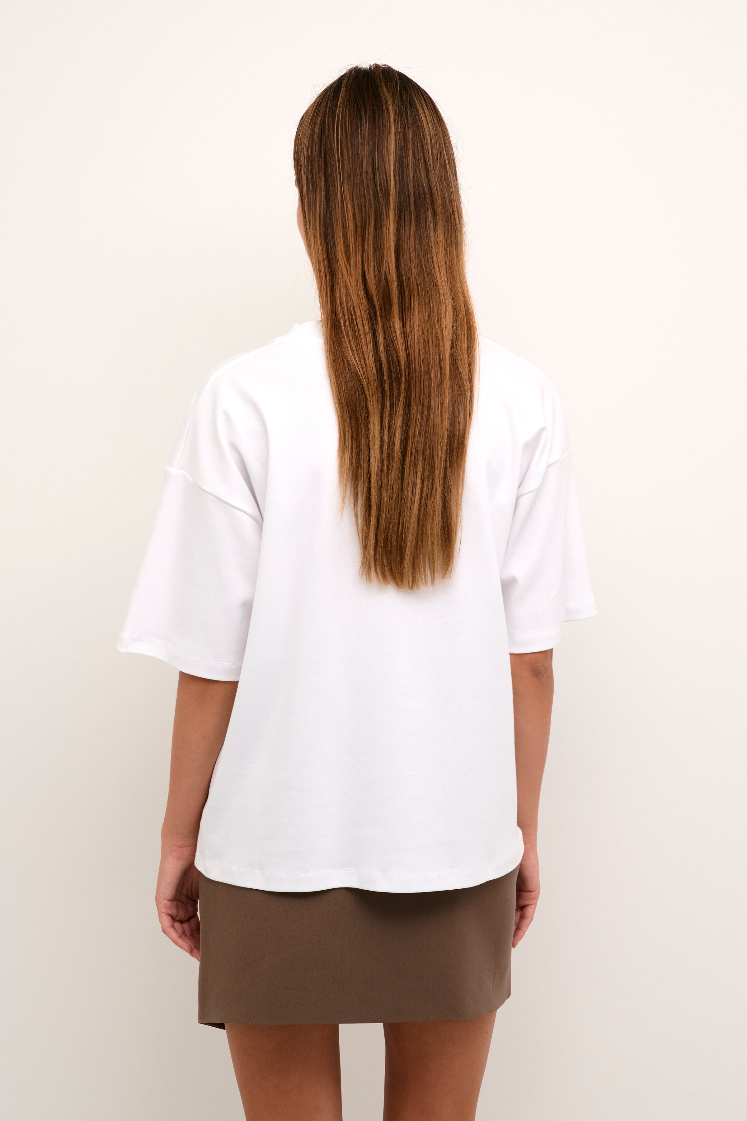 OlenaKB T-shirt LOOKBOOK BACK 10104975-110601