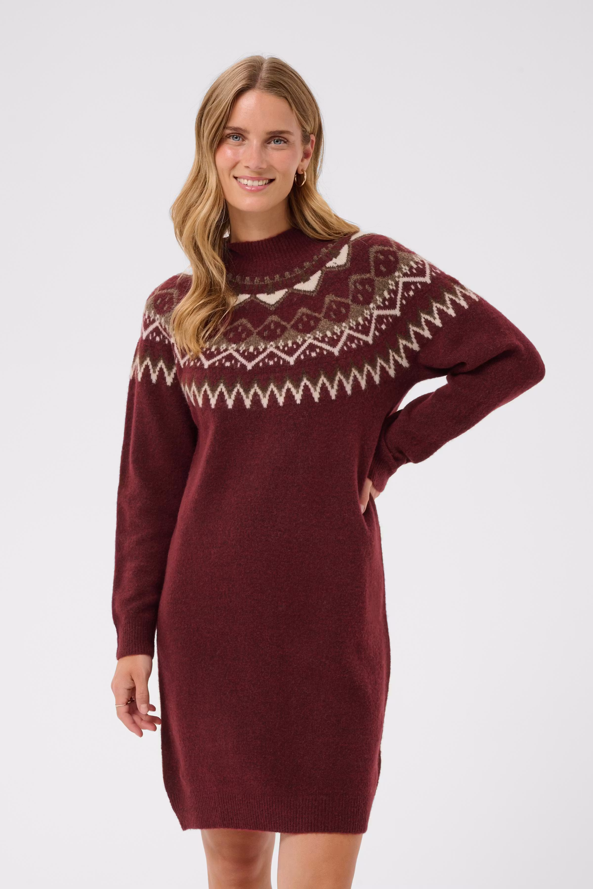CRCherrie Dress LOOKBOOK FRONT 10615332-1000263