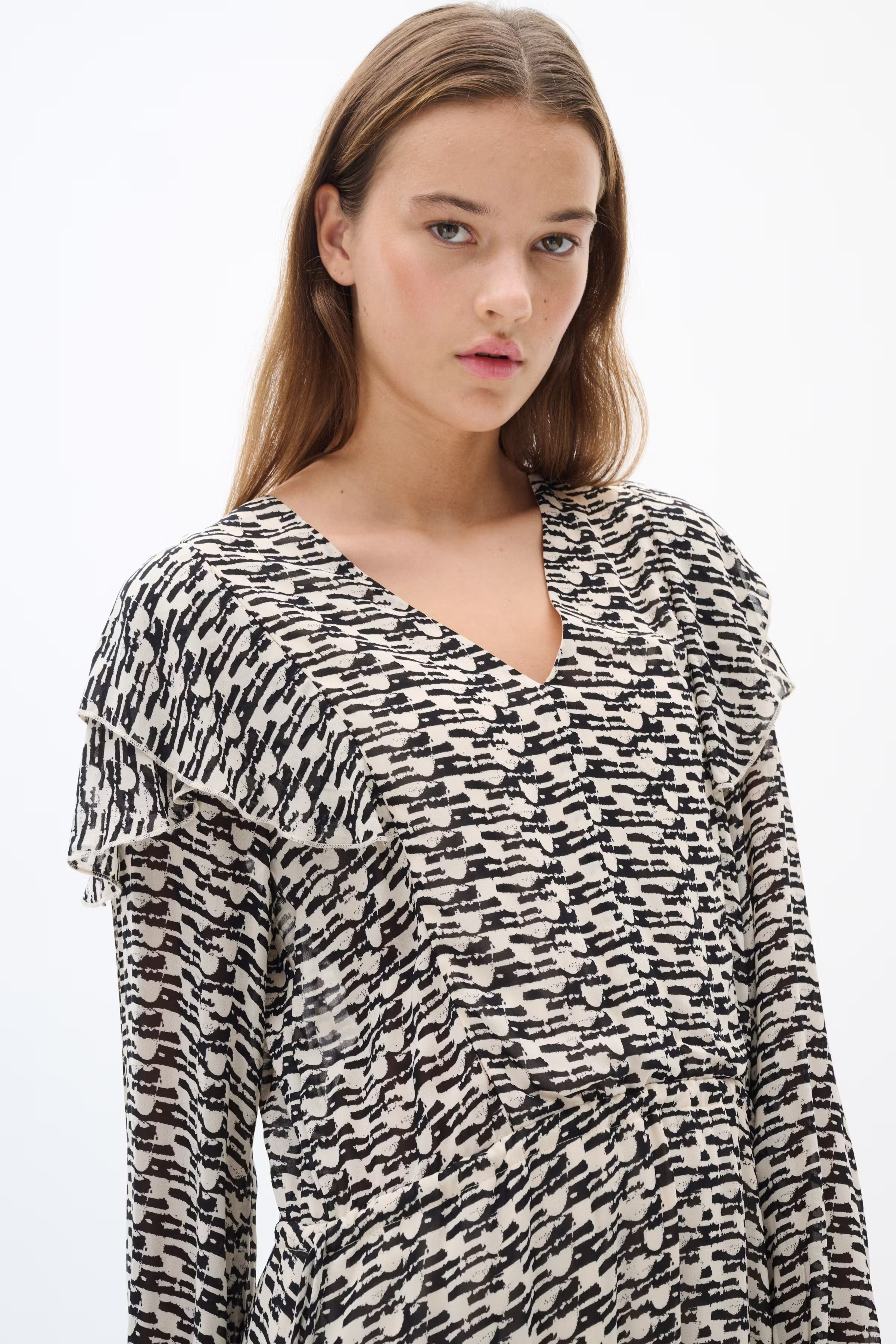 CessieIW Dress LOOKBOOK DETAIL 30110249-303575