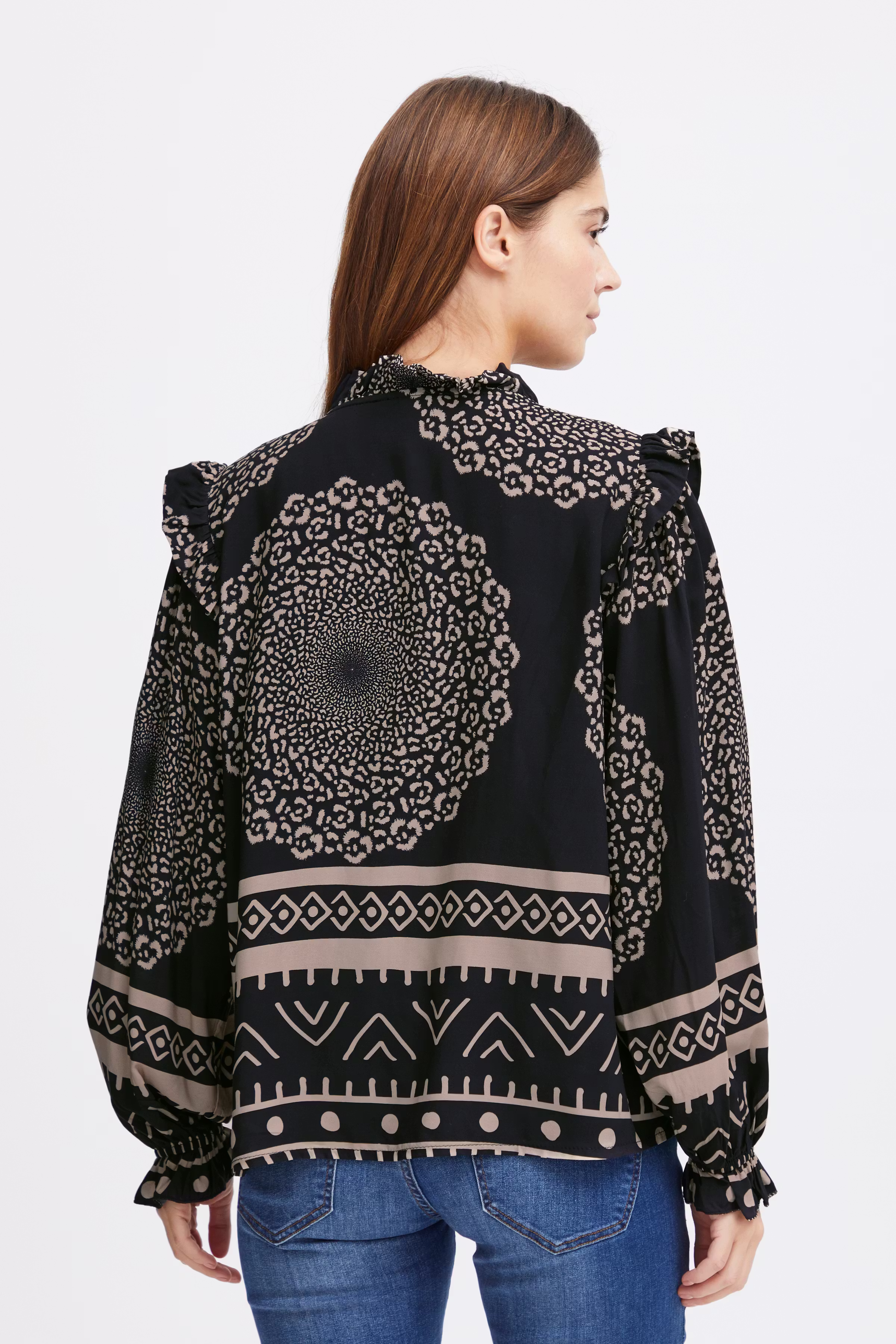 SBMORA Bluse LOOKBOOK BACK 22100429-203919