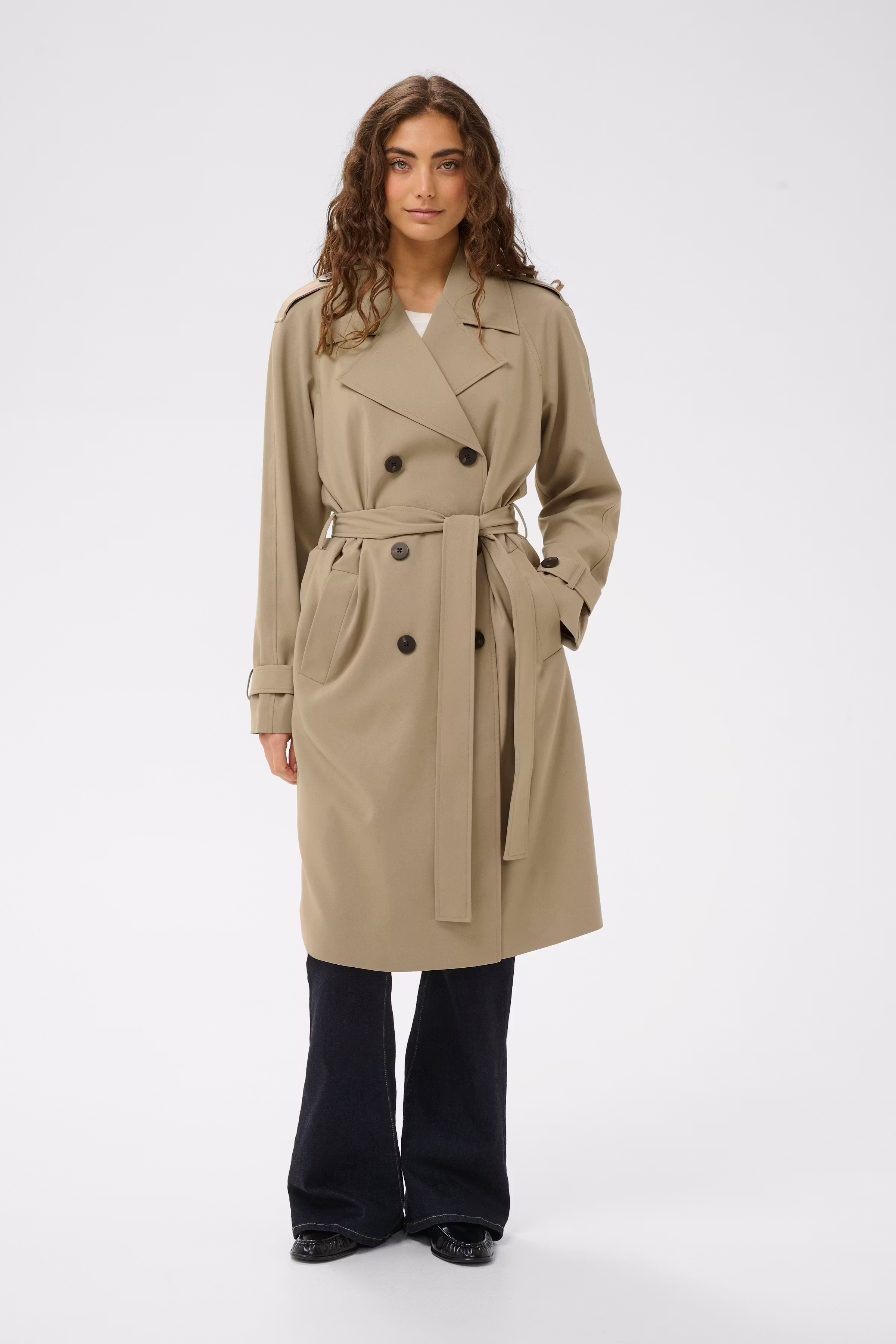 CUbindy Coat LOOKBOOK FRONT 50113437-171009