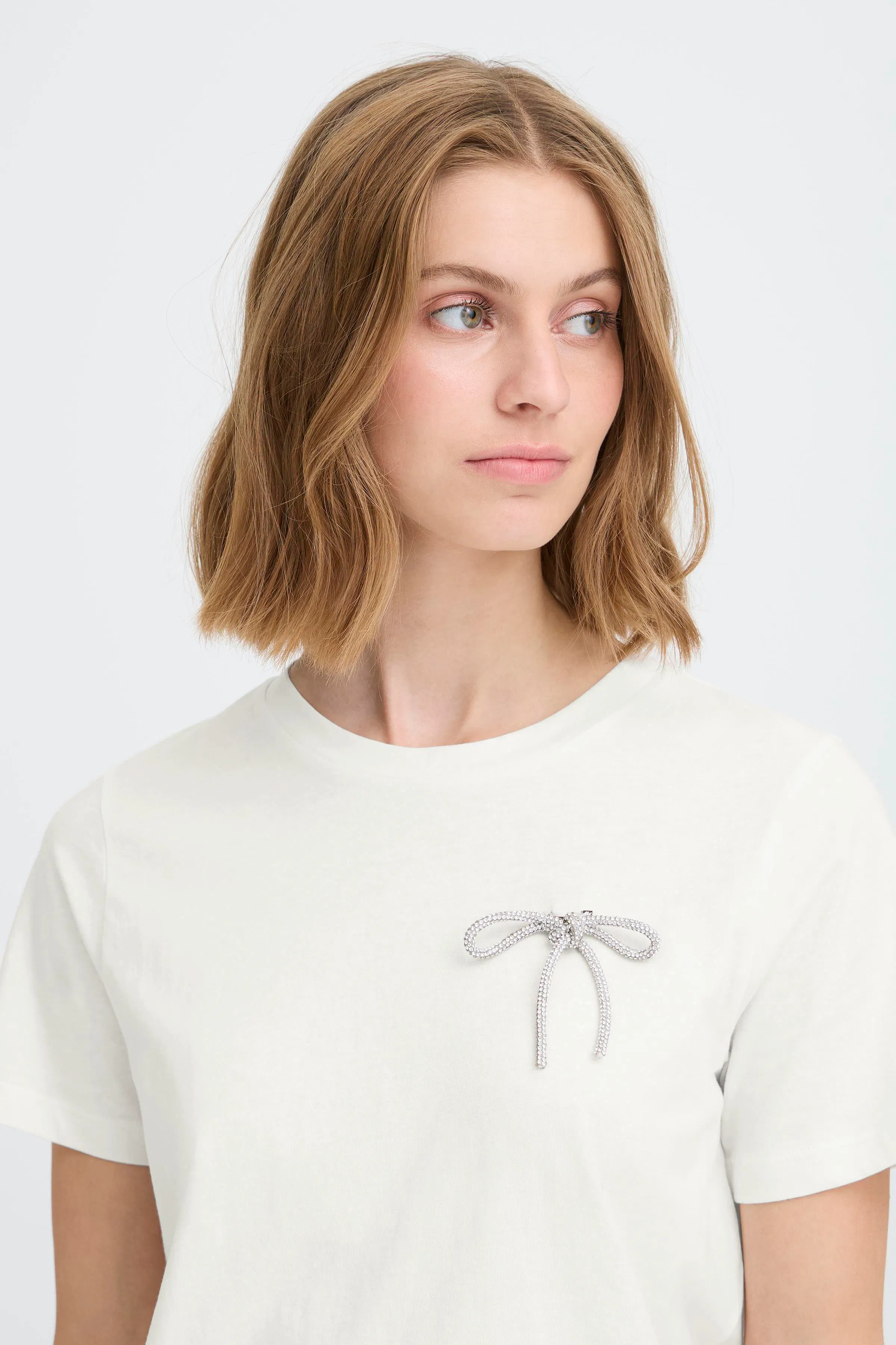 IHKAMILLE T-shirt LOOKBOOK DETAIL 20124728-114201