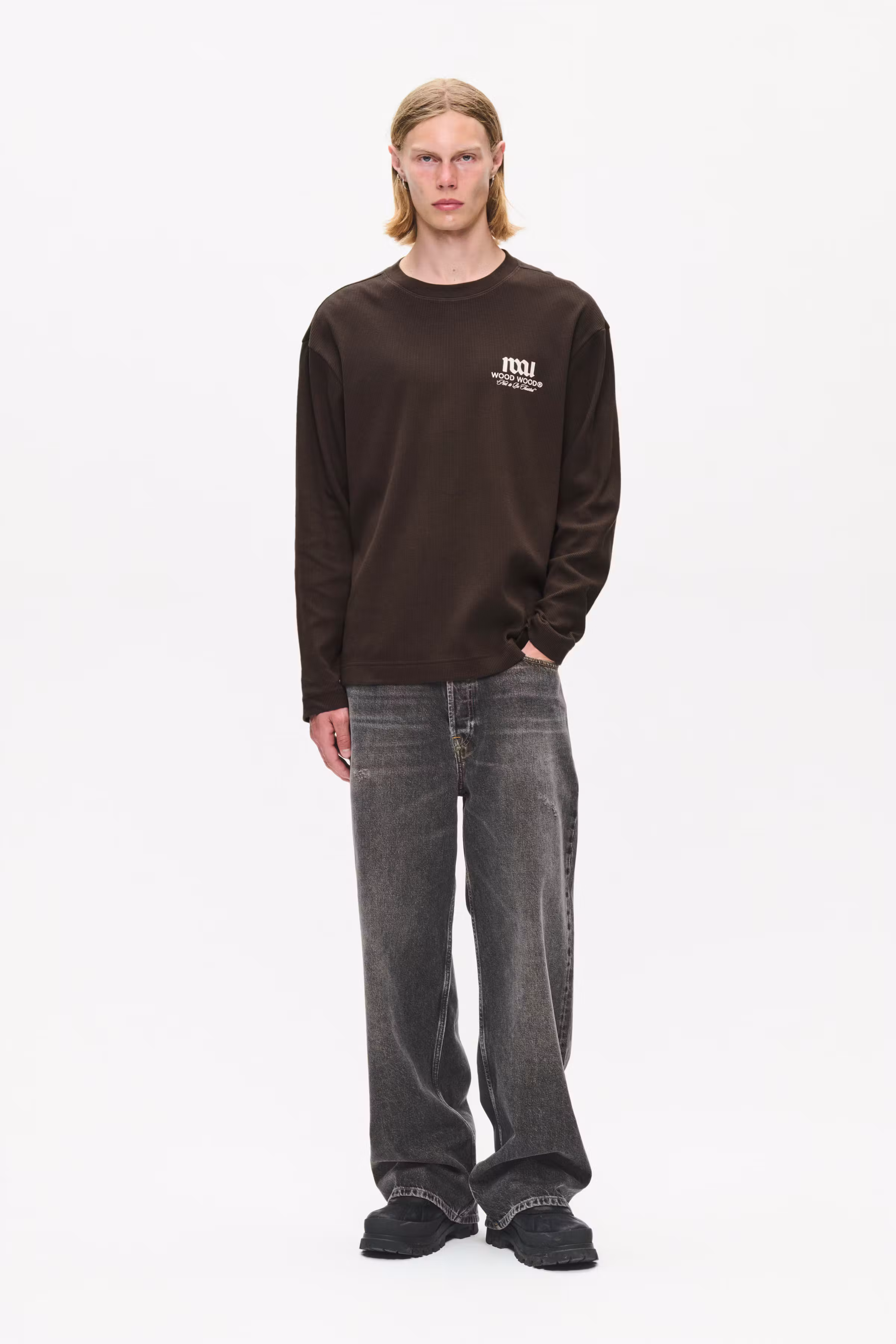 WWRyan T-shirt LOOKBOOK FRONT 30252327-190840