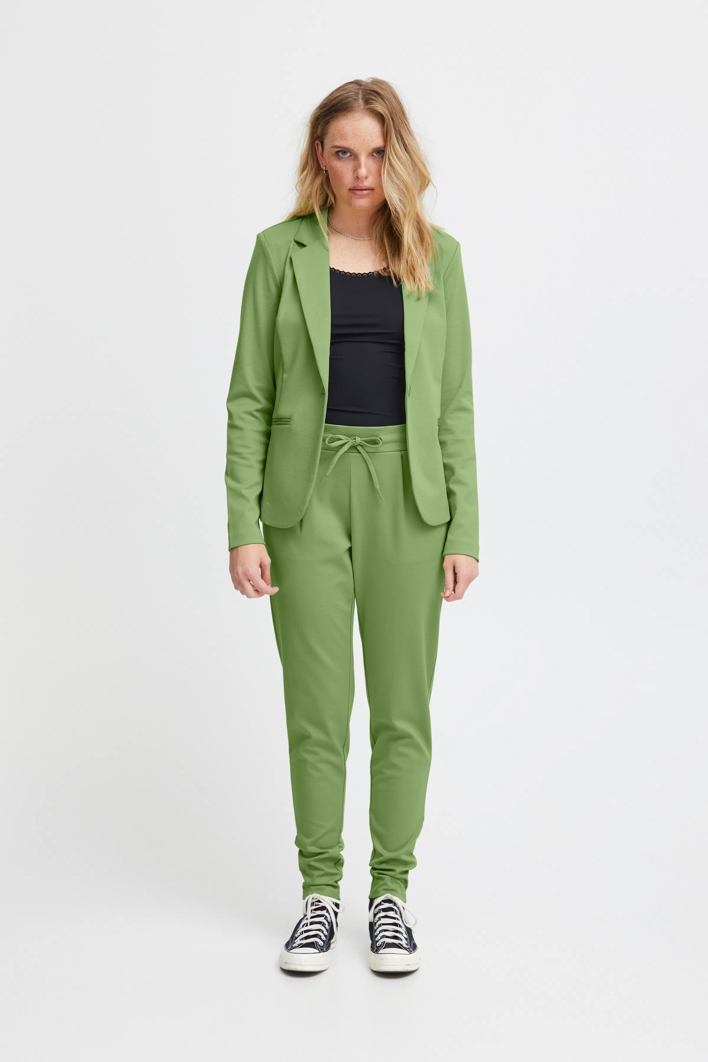 IHKATE Blazer LOOKBOOK FRONT 20101801-156428