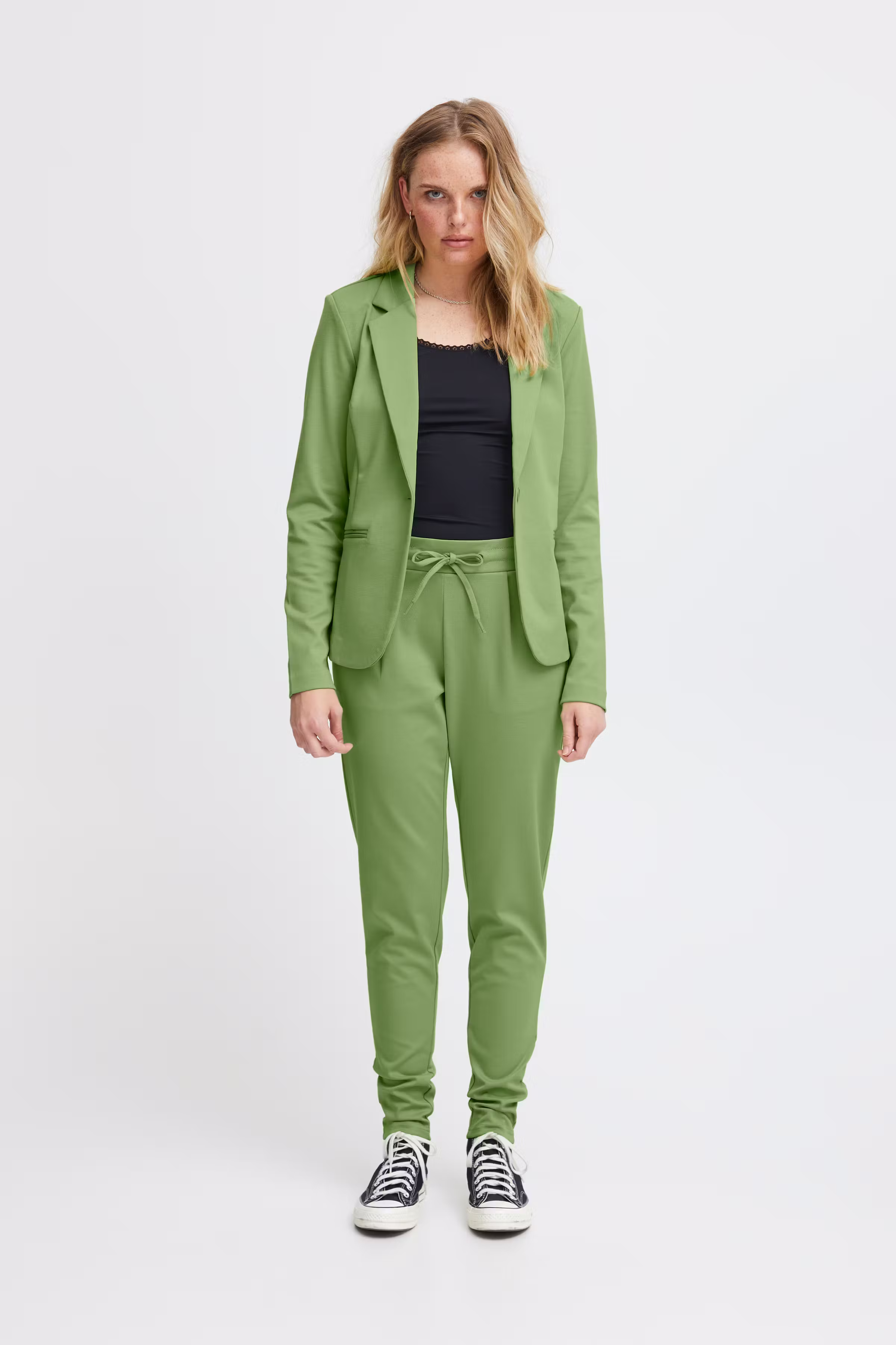 IHKATE Blazer LOOKBOOK FRONT 20101801-156428