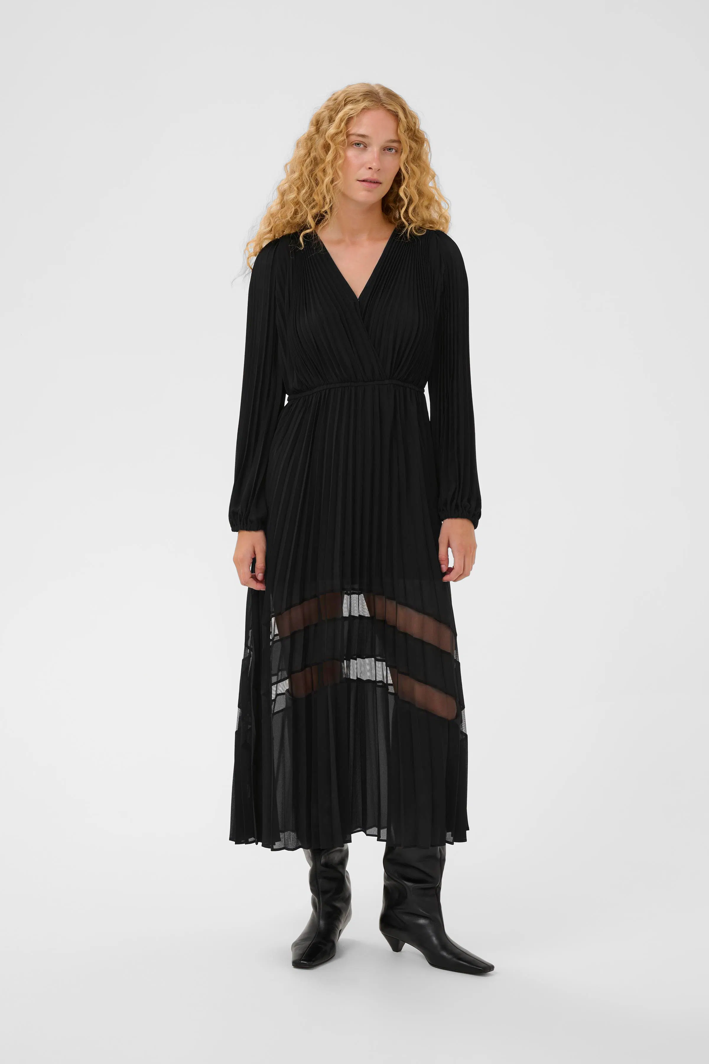 GISELLEIW Kjole LOOKBOOK FRONT 30112249-194008