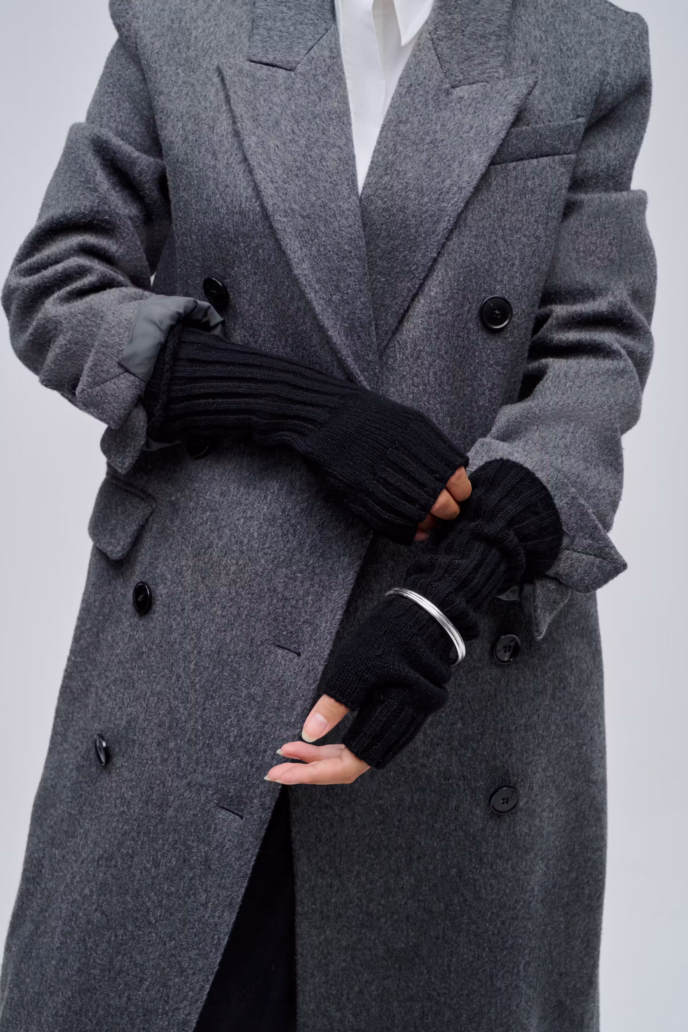 IOAmora Gloves LOOKBOOK DETAIL 30600038-BK999