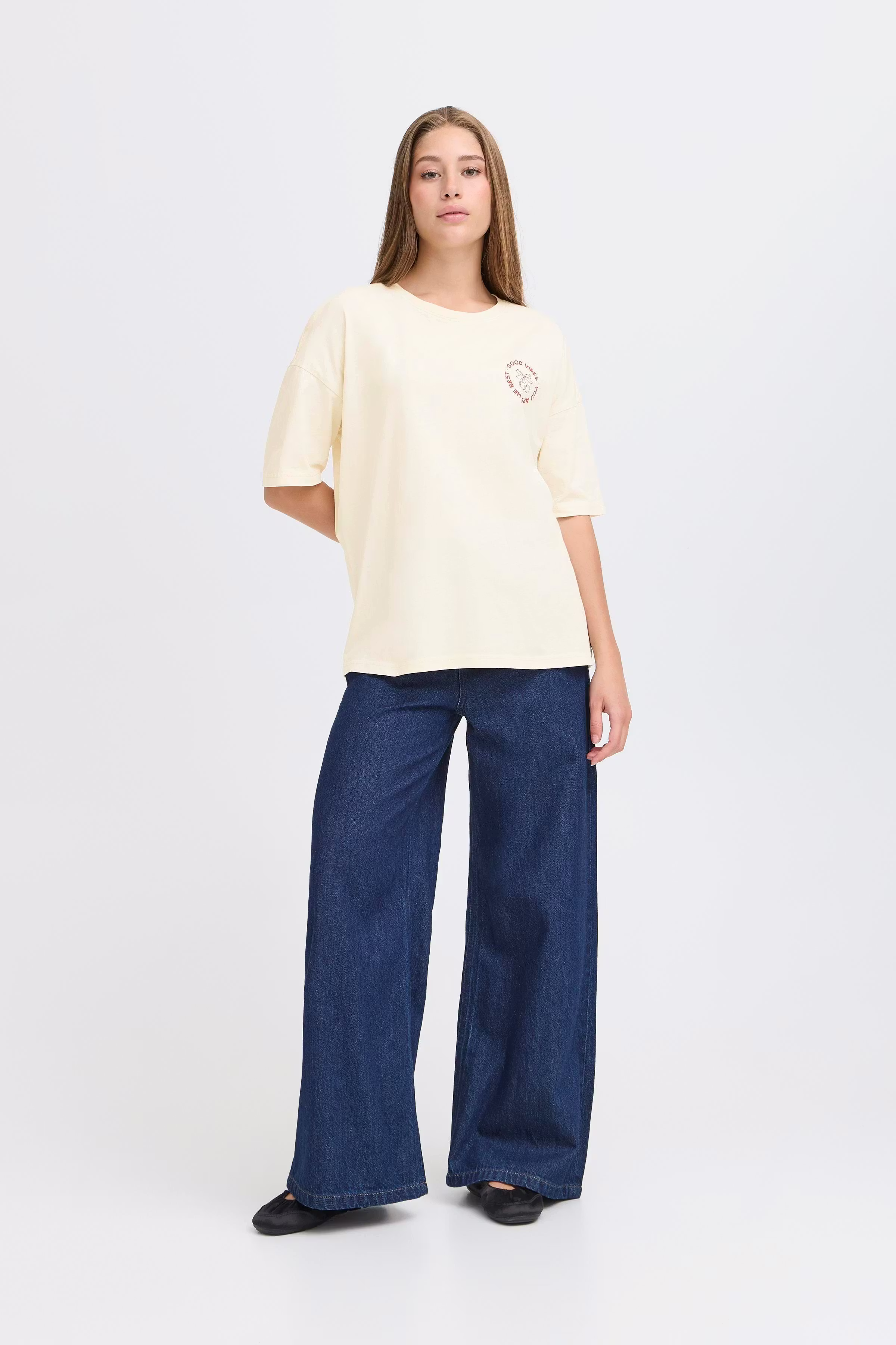 IHNABINO T-shirt LOOKBOOK FRONT 20124626-900001663