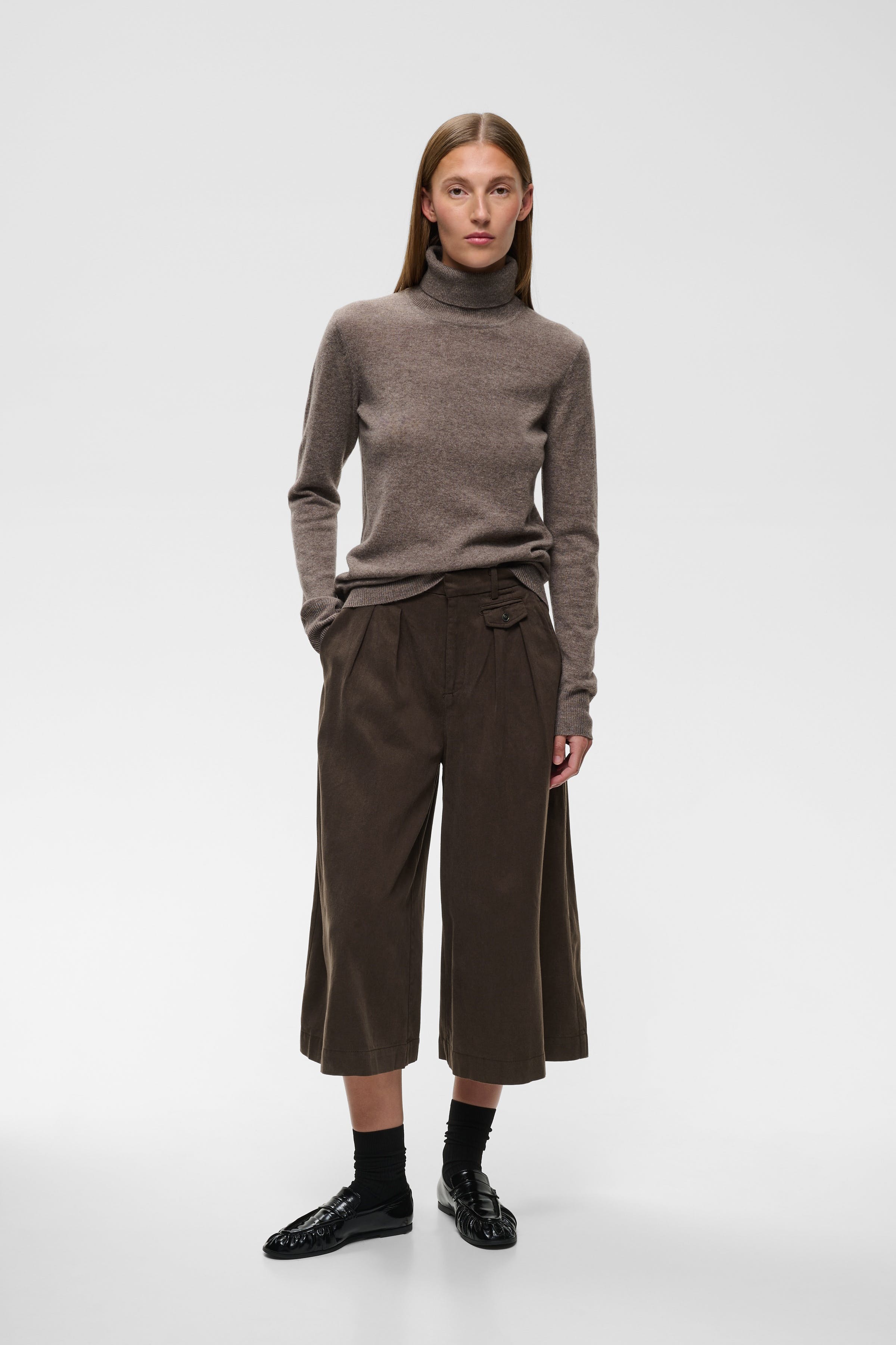 HESSIW Bukser LOOKBOOK FRONT 30112800-191109