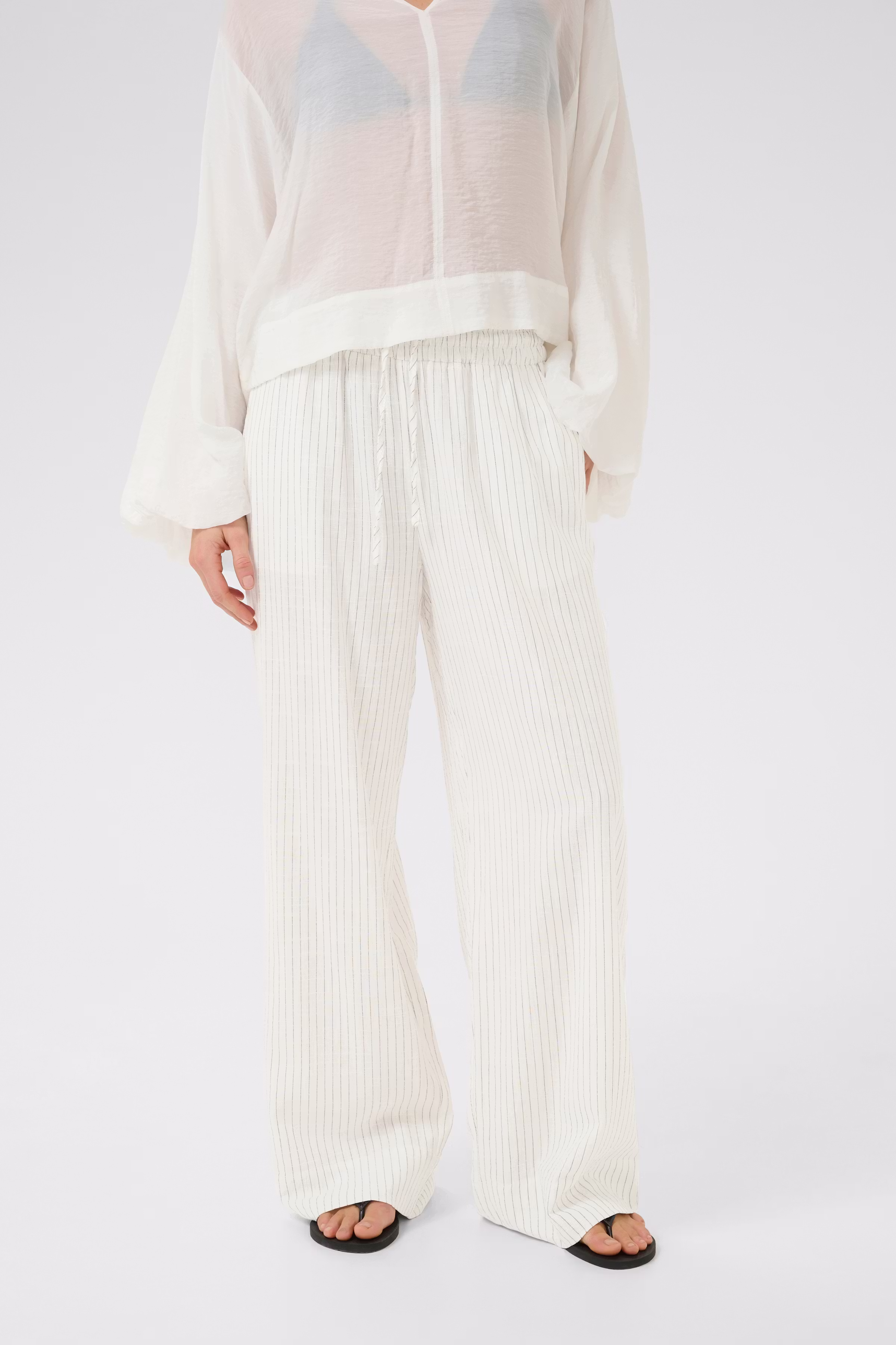 JannieMW Trousers LOOKBOOK FRONT 10705223-107784