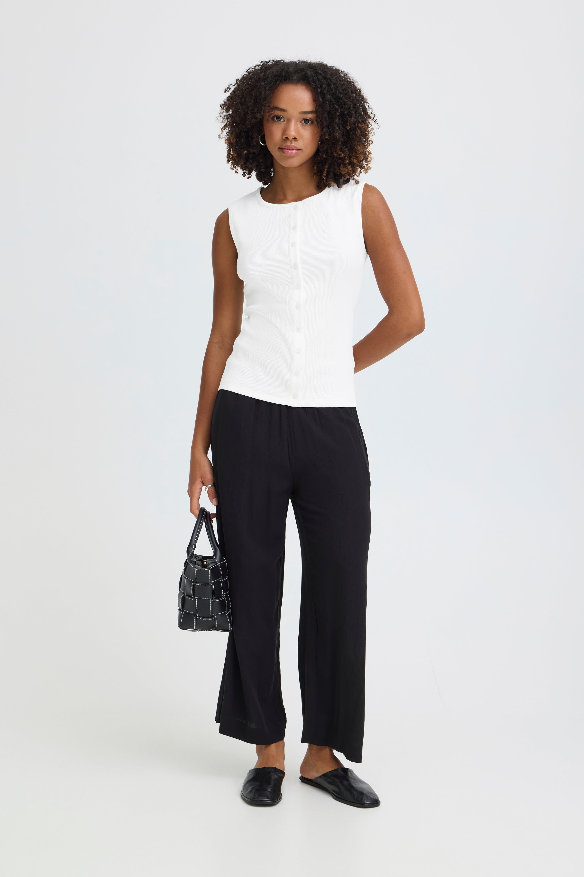 IHPALMA Top LOOKBOOK FRONT 20125495-114201