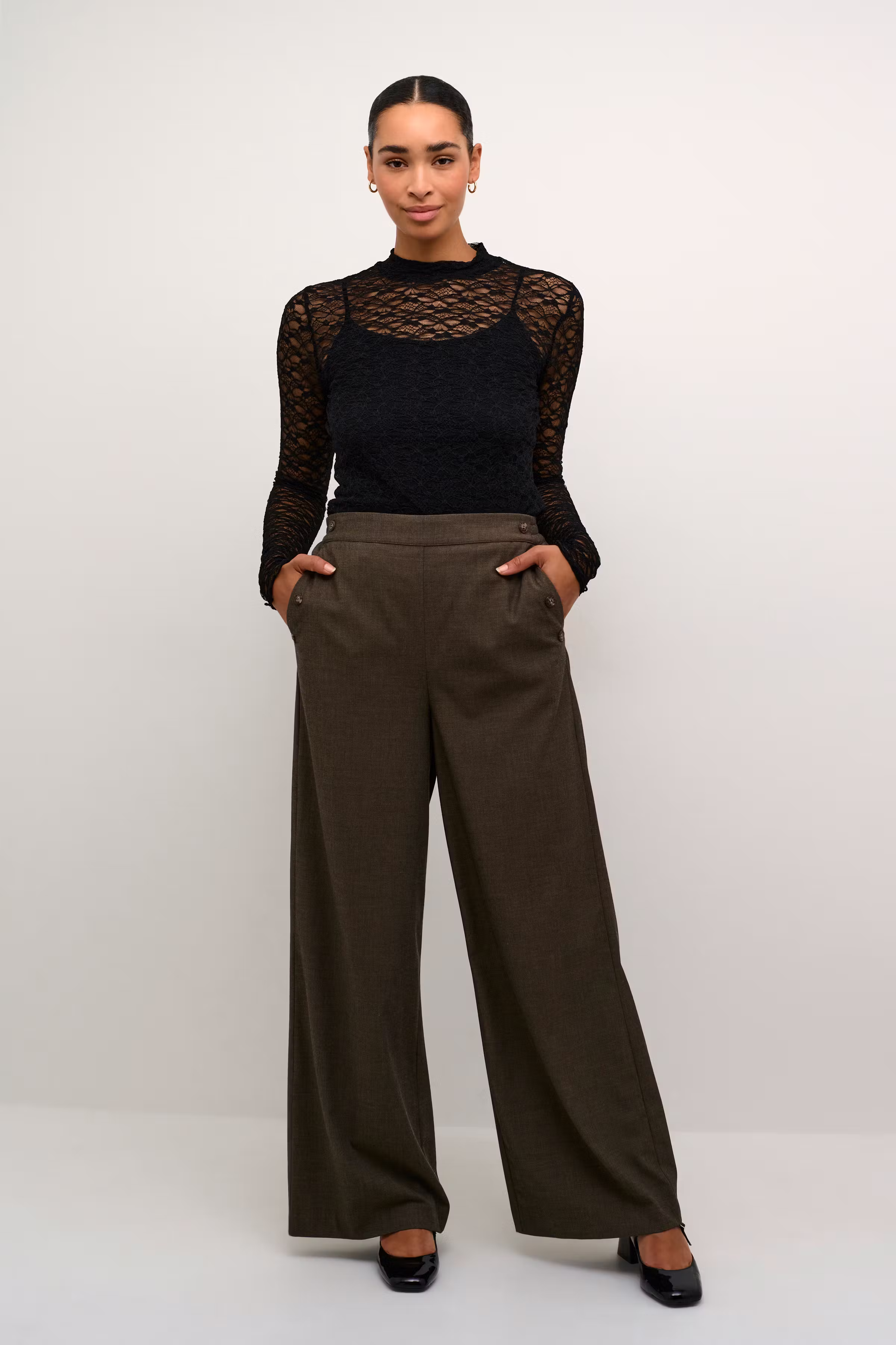 KAjolia Bluse LOOKBOOK FRONT 10509183-100121