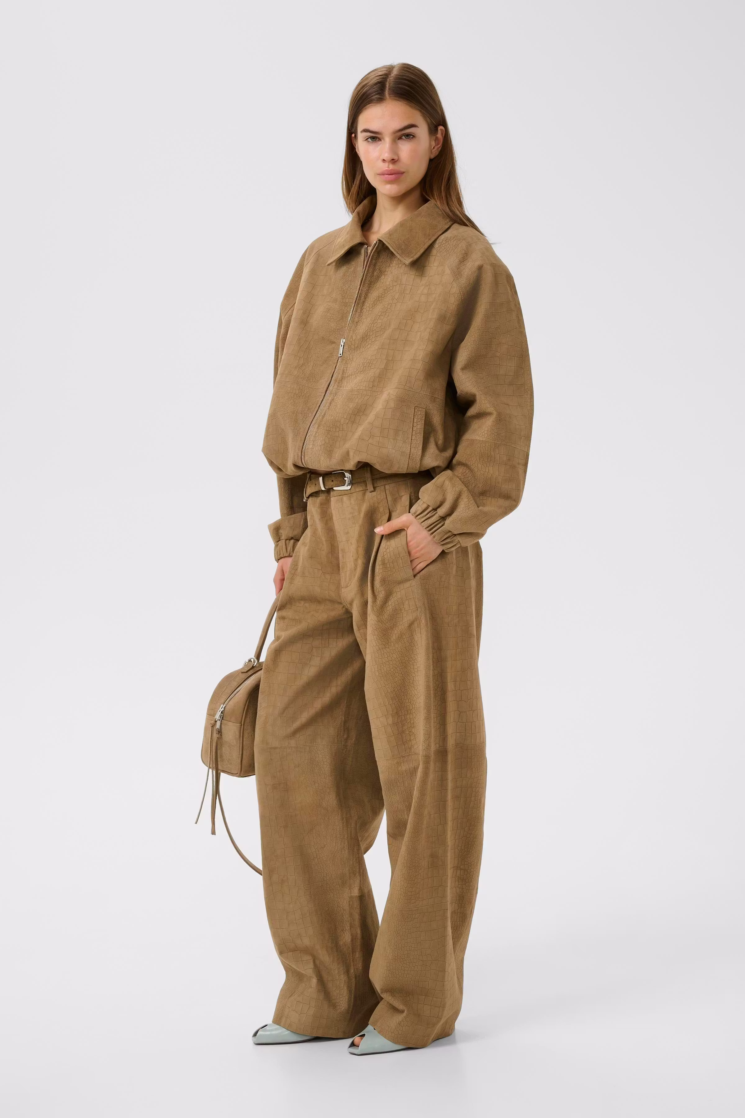 GZestelle Ruskindsbukser LOOKBOOK FRONT 10911115-181022