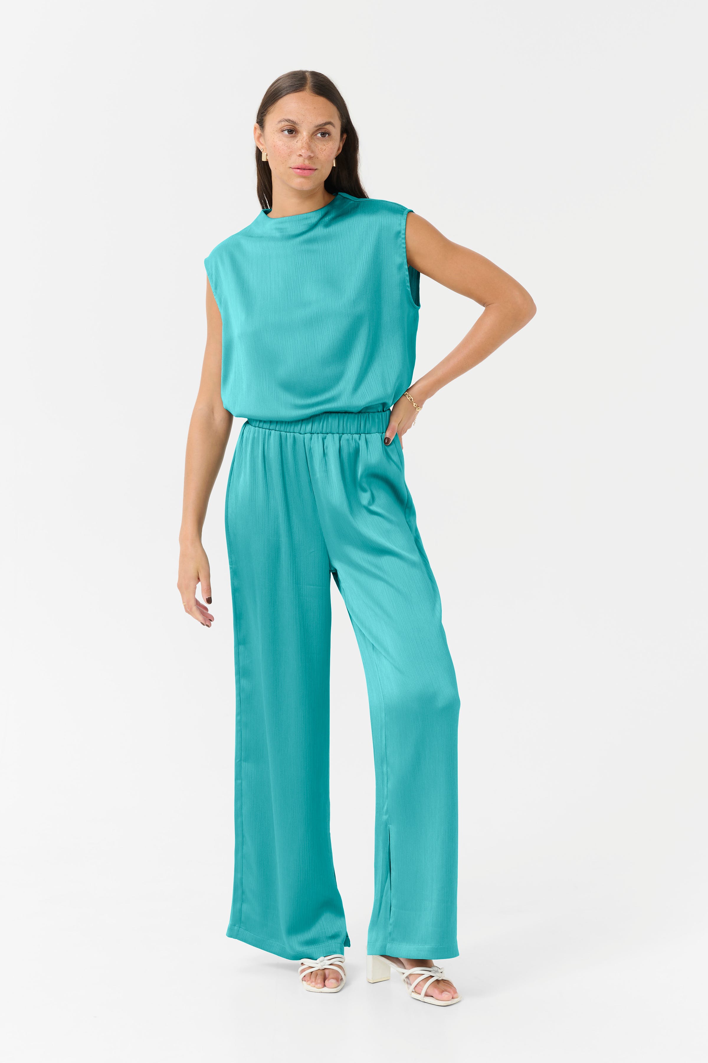 KArachel Hose LOOKBOOK FRONT 10509967-174919