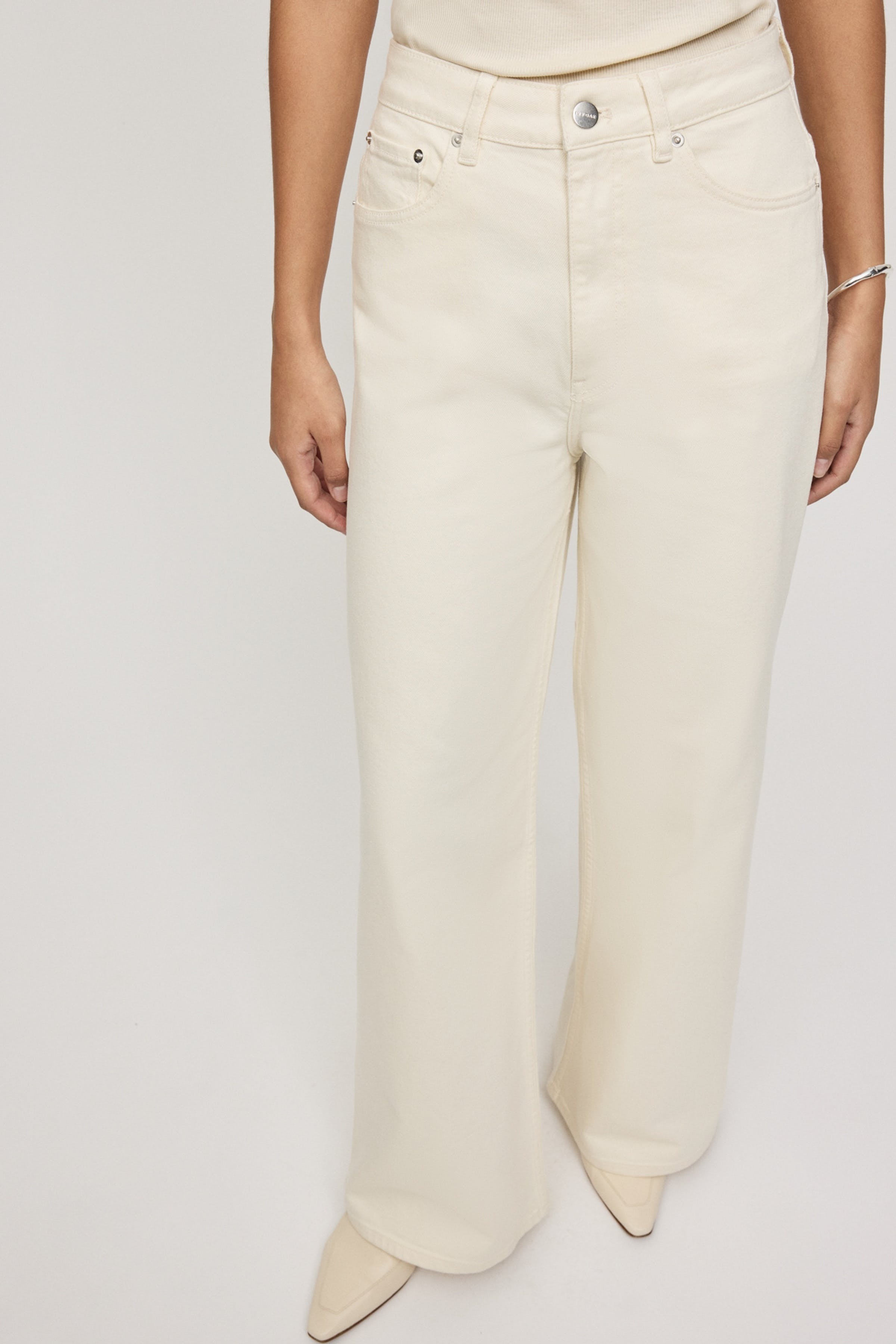 Prijanka Jeans LOOKBOOK FRONT 30600621-WH011