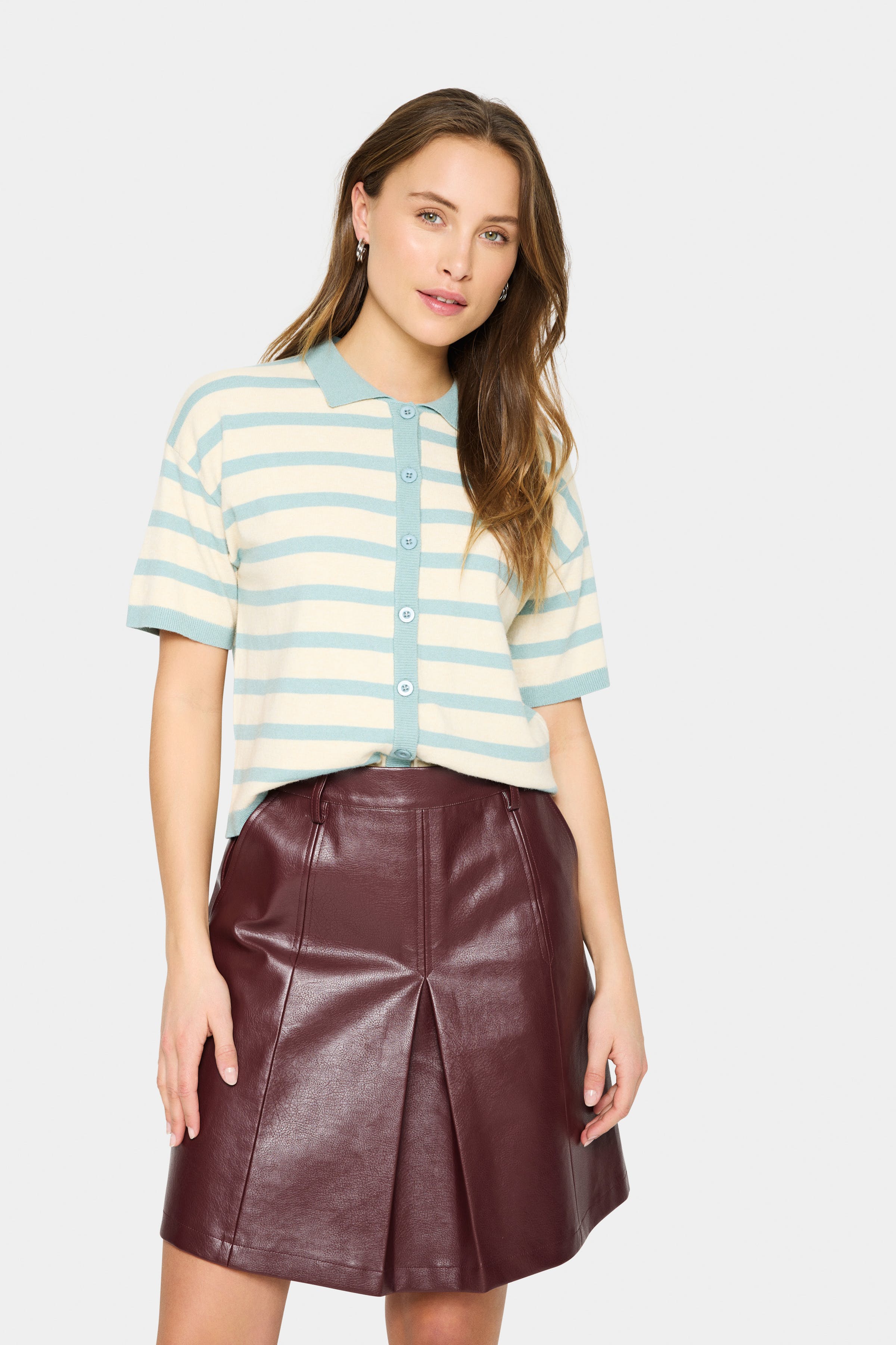 LikamSZ Cardigan LOOKBOOK FRONT 30514160-303958