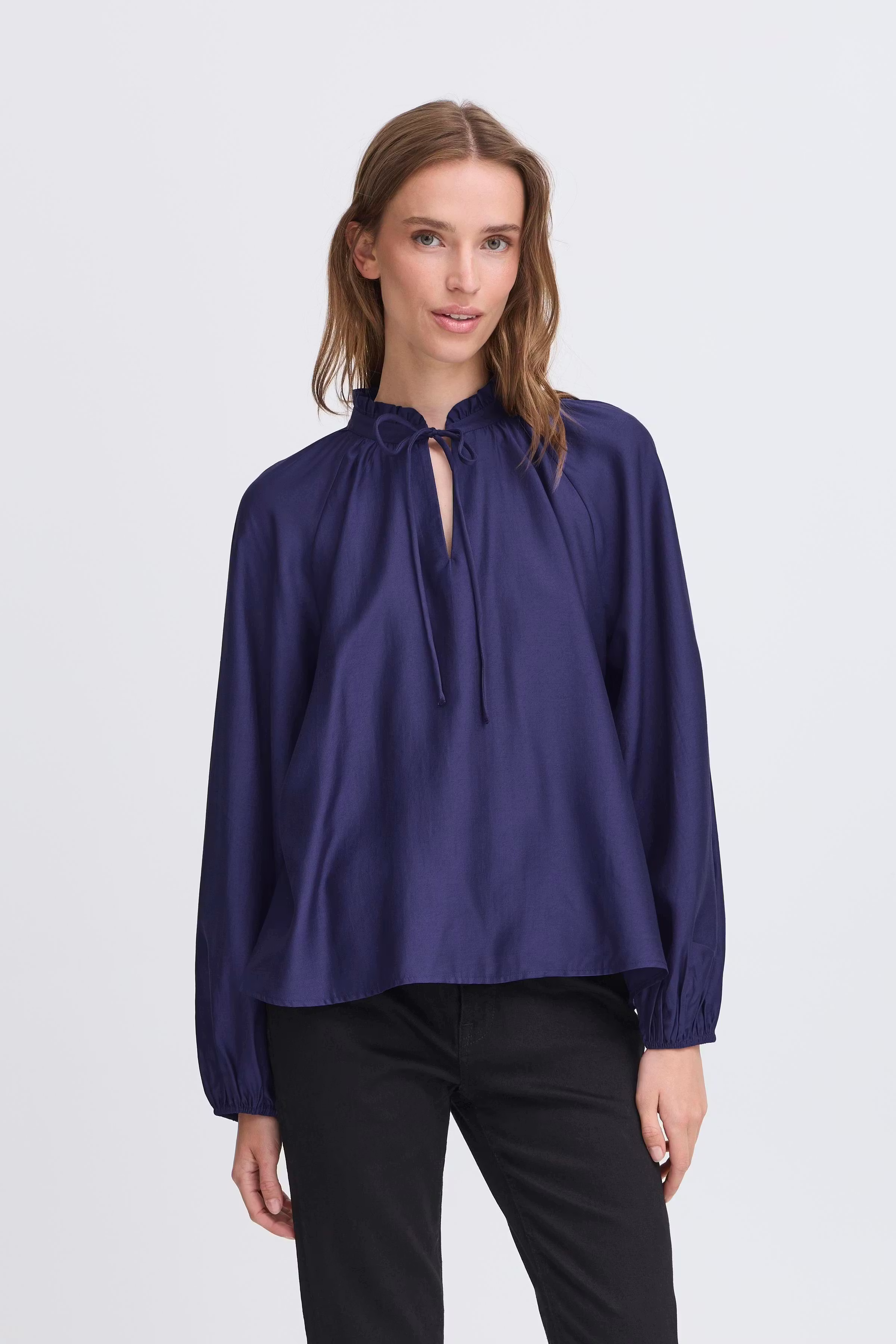 IHKARLANI Blouse LOOKBOOK FRONT 20121888-193925