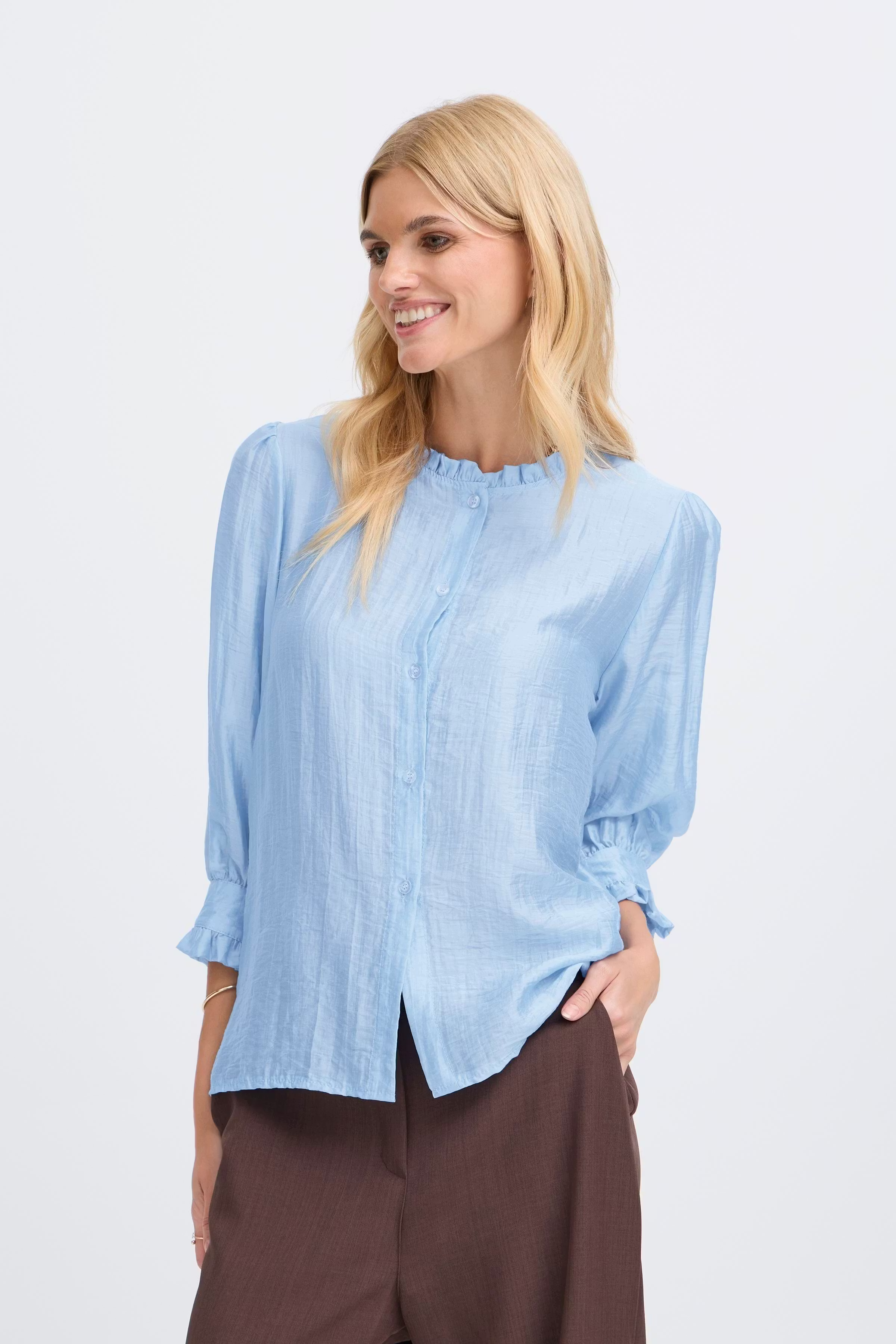 SBLEICE Bluse LOOKBOOK FRONT 22100900-153915