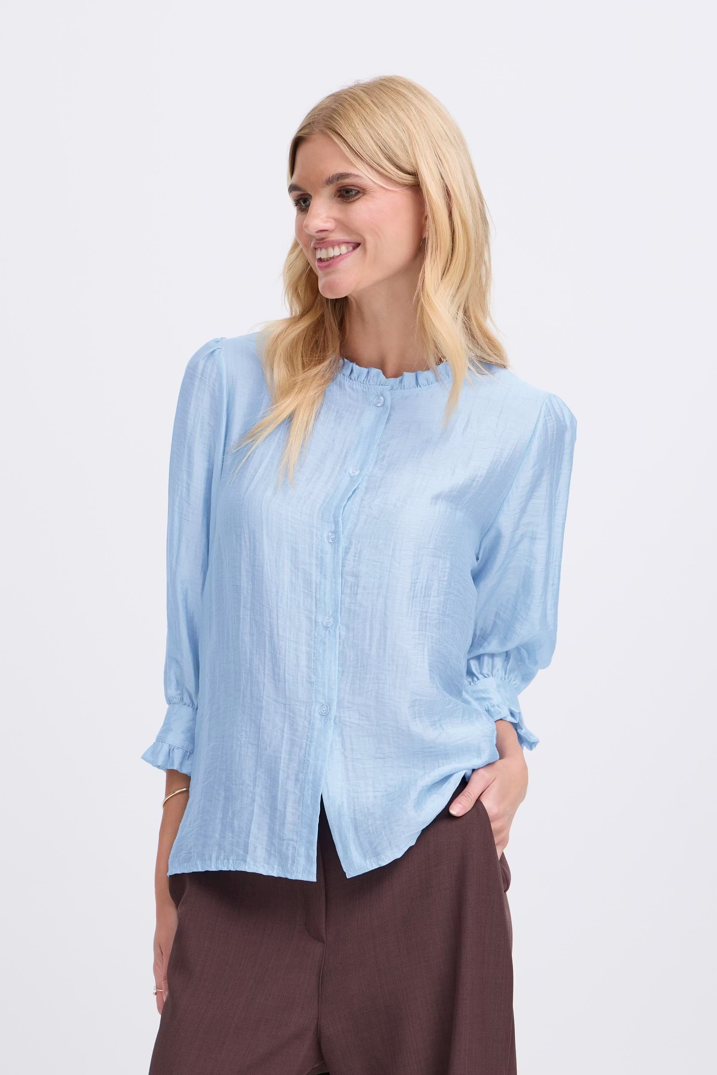 SBLEICE Bluse LOOKBOOK FRONT 22100900-153915