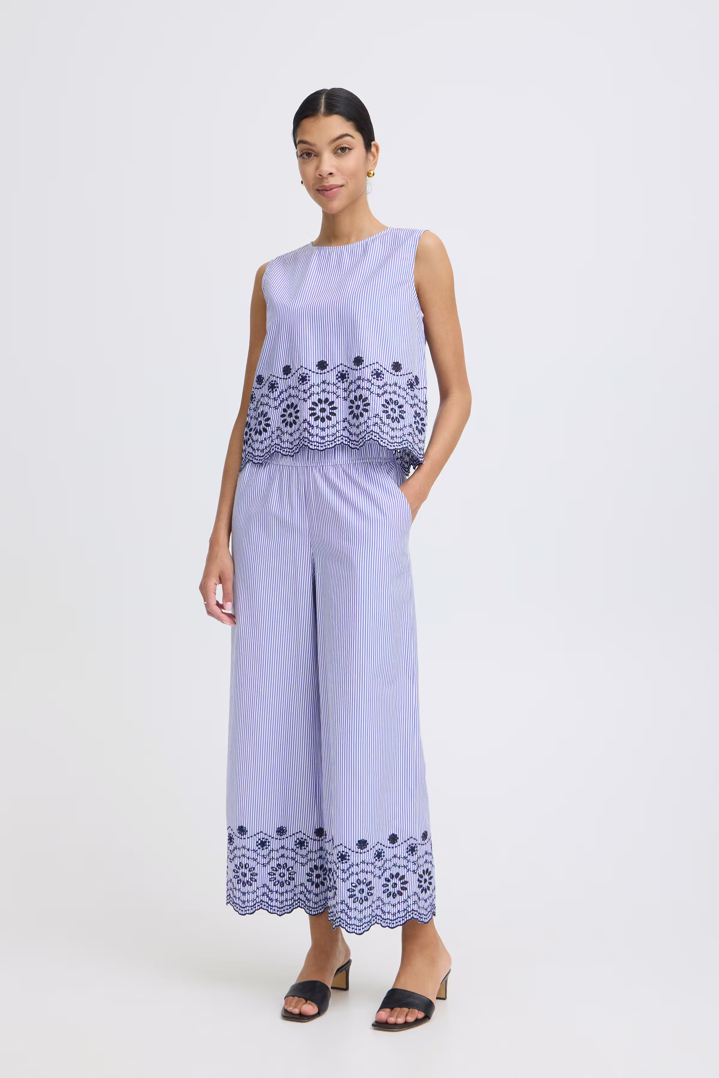 BYINZI Bukser LOOKBOOK FRONT 20819042-900008662