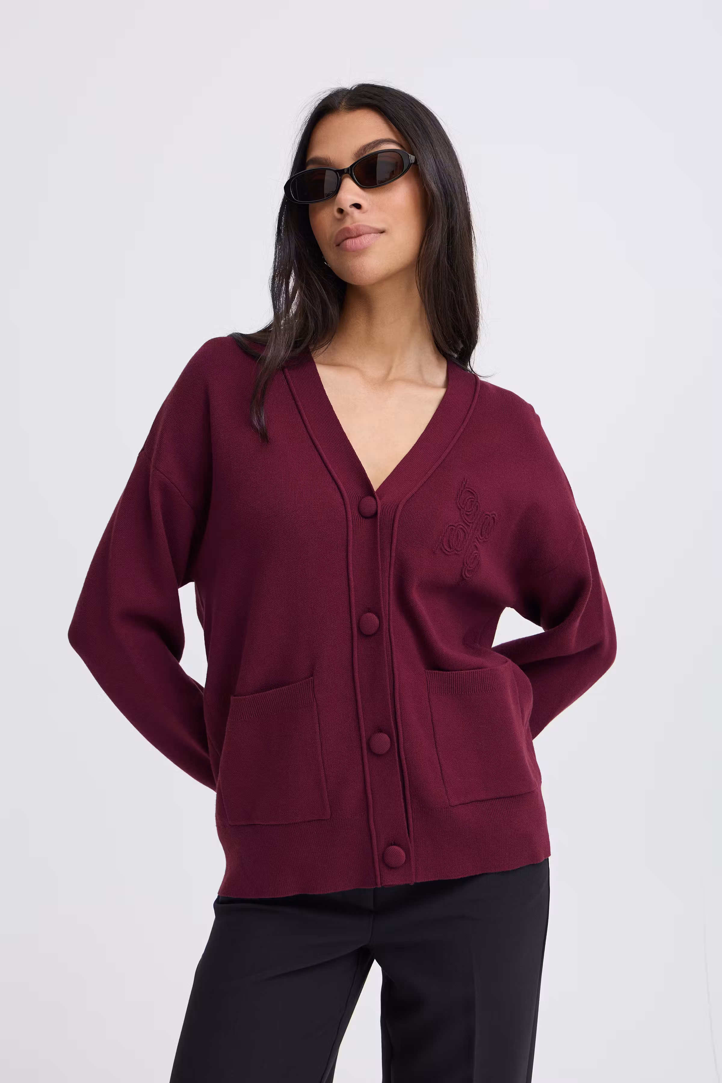 BYOTARI Cardigan LOOKBOOK FRONT 20819160-191718