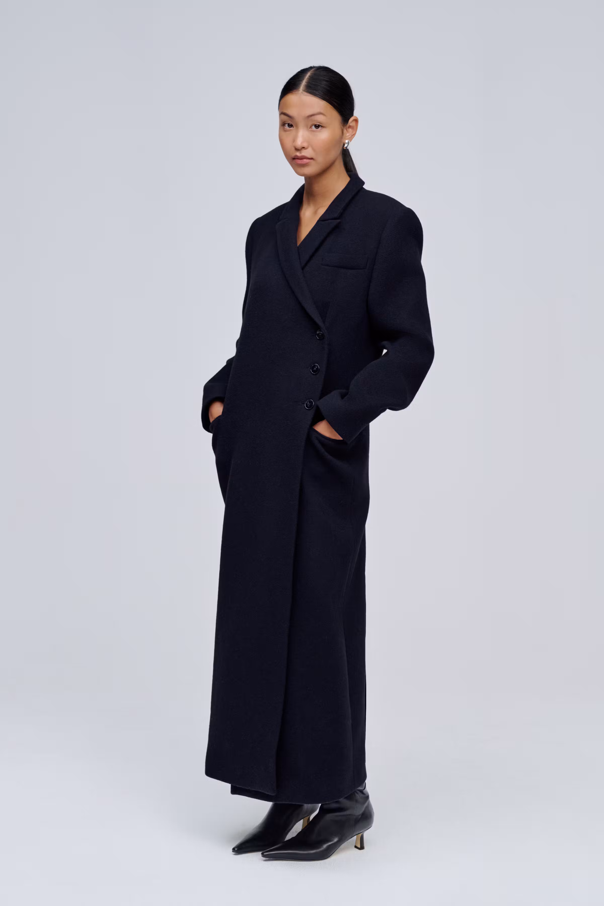 IOClio Coat LOOKBOOK FRONT 30600047-BL900