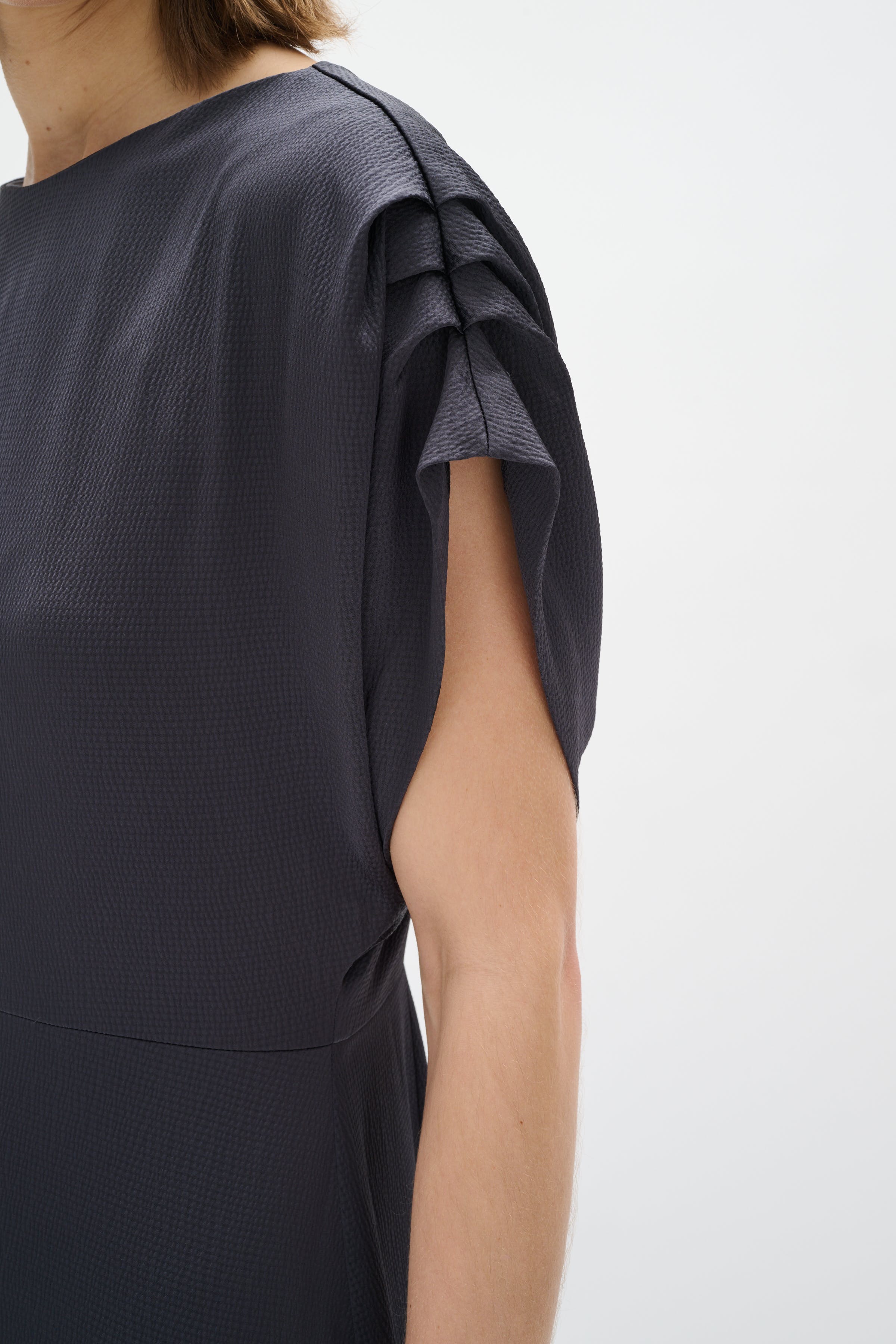 DakariIW Kjole LOOKBOOK DETAIL 30110837-193908