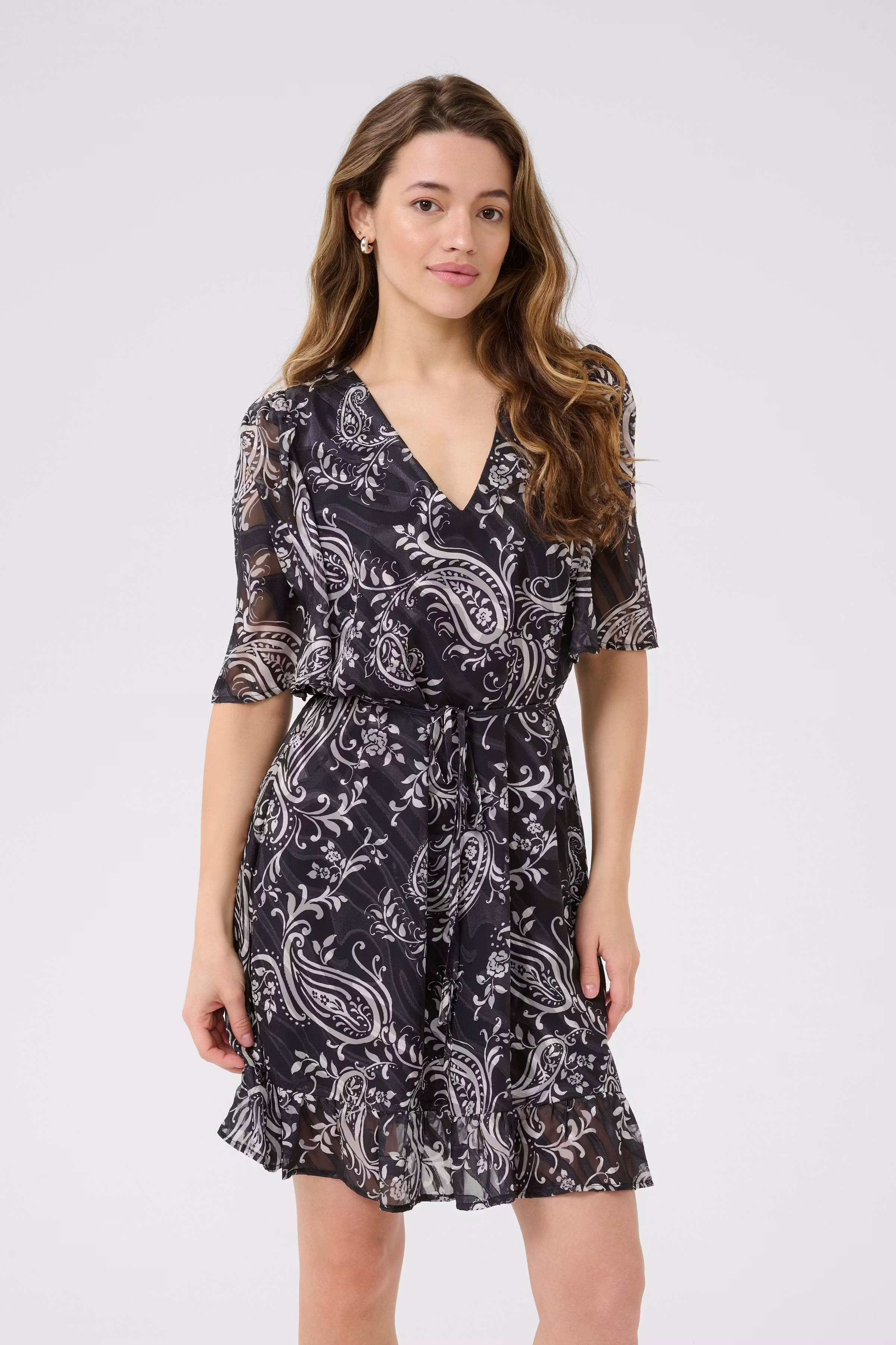 KAlecta Kleid LOOKBOOK FRONT 10510351-107983