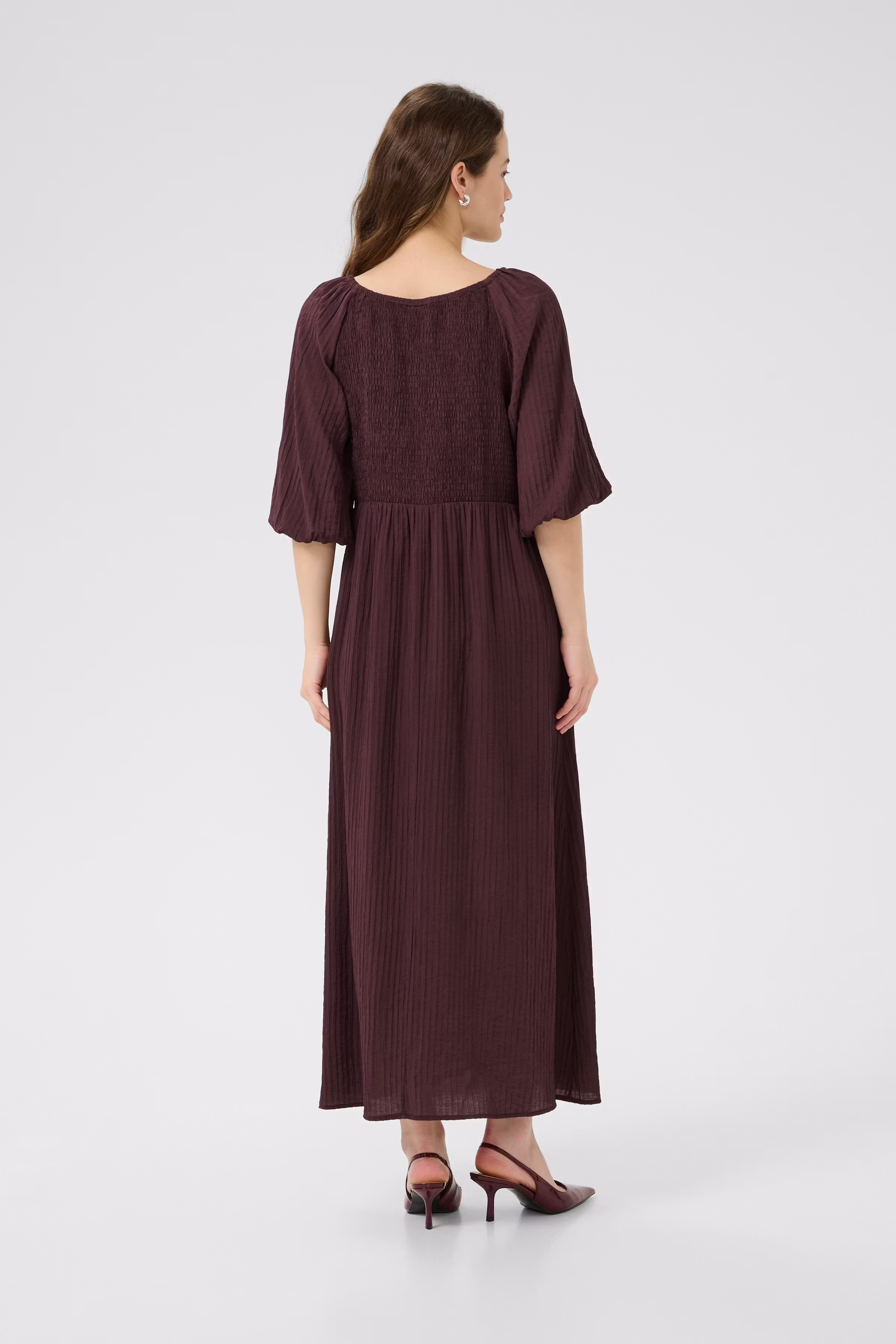 KAlianna Kleid LOOKBOOK BACK 10510492-191619