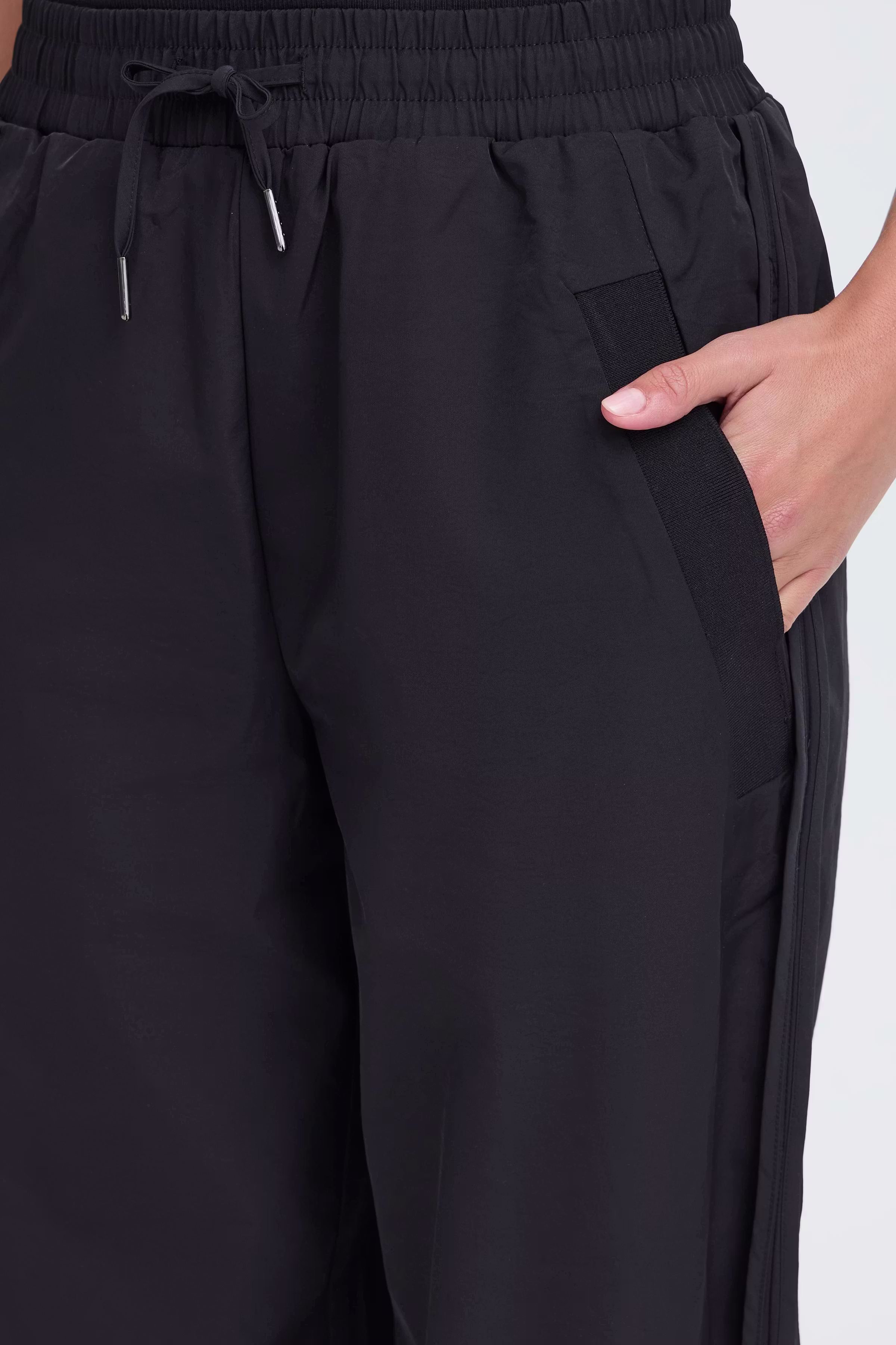 PZGIA Bukser LOOKBOOK DETAIL 50209143-193911