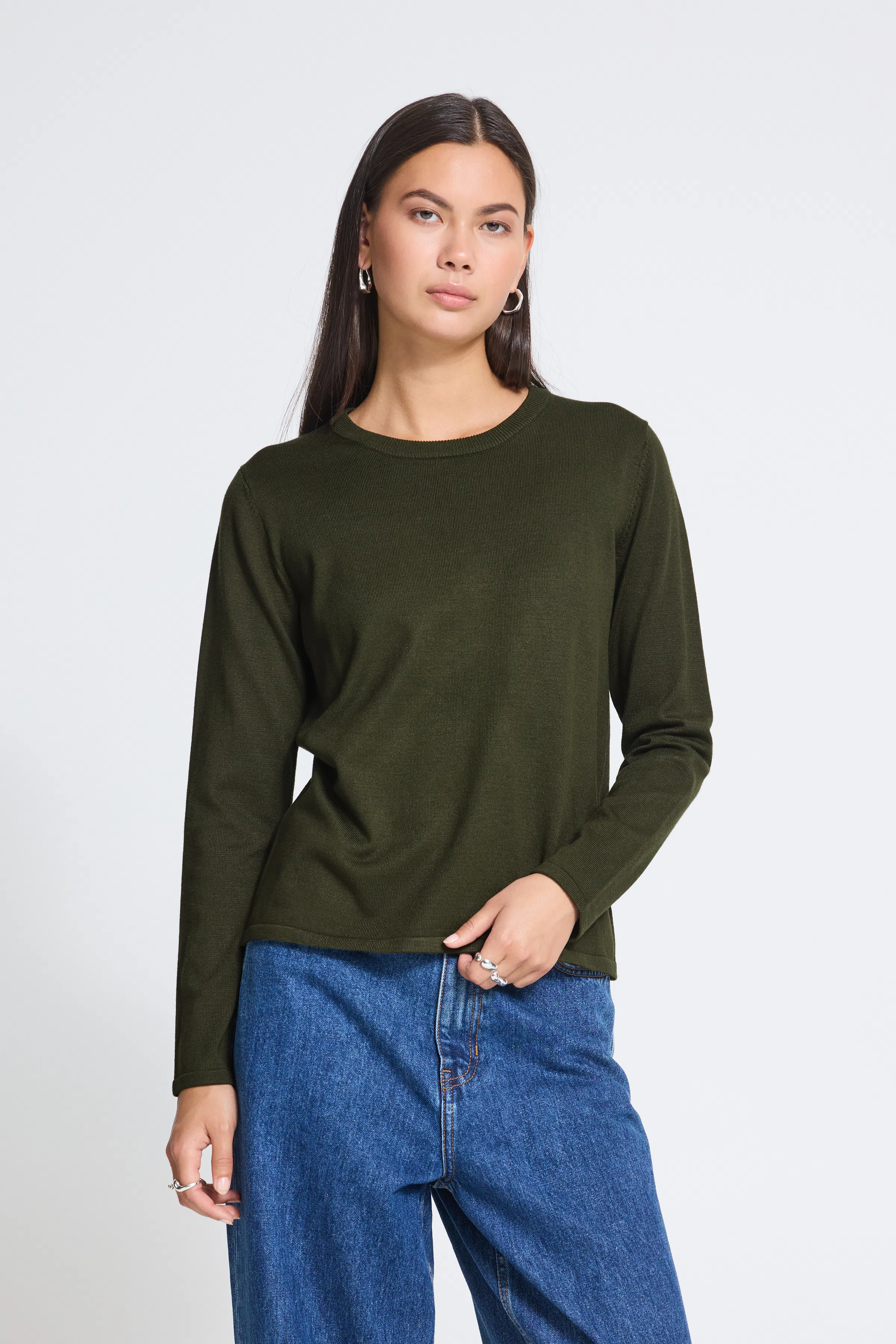 IHLULS O-Neck Pullover LOOKBOOK FRONT 20125814-190509