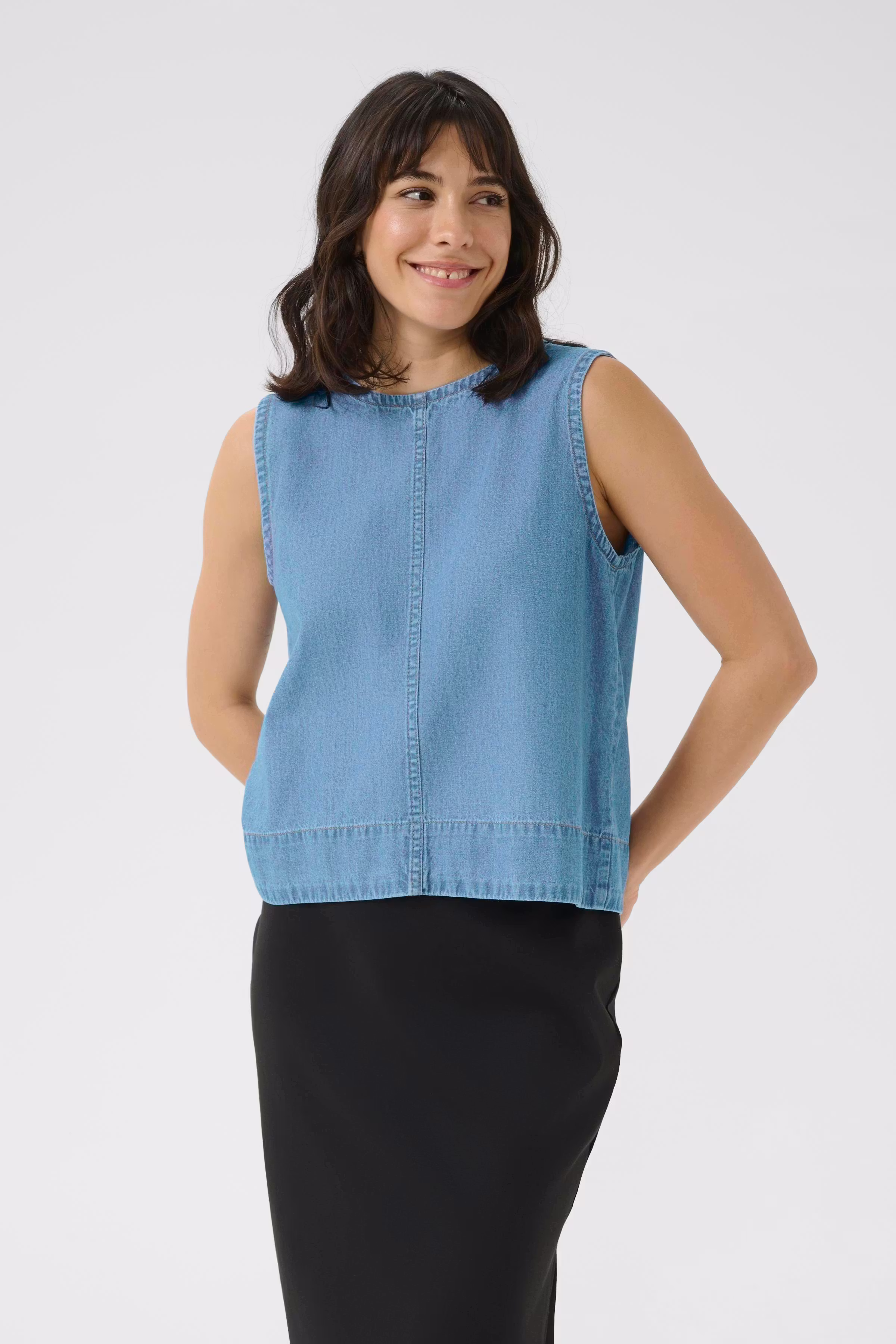 KAluise Bluse LOOKBOOK FRONT 10510094-105707