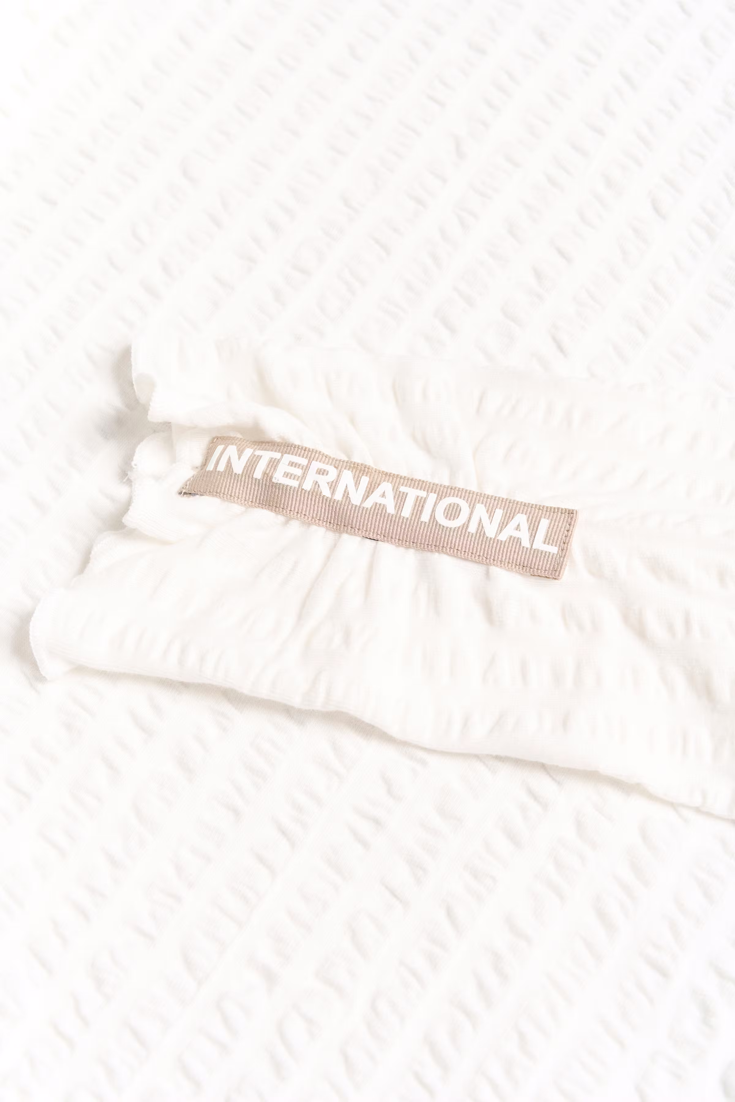 KBSxPlanBørnefondenKB Blusen PACK DETAIL 10105347-110103