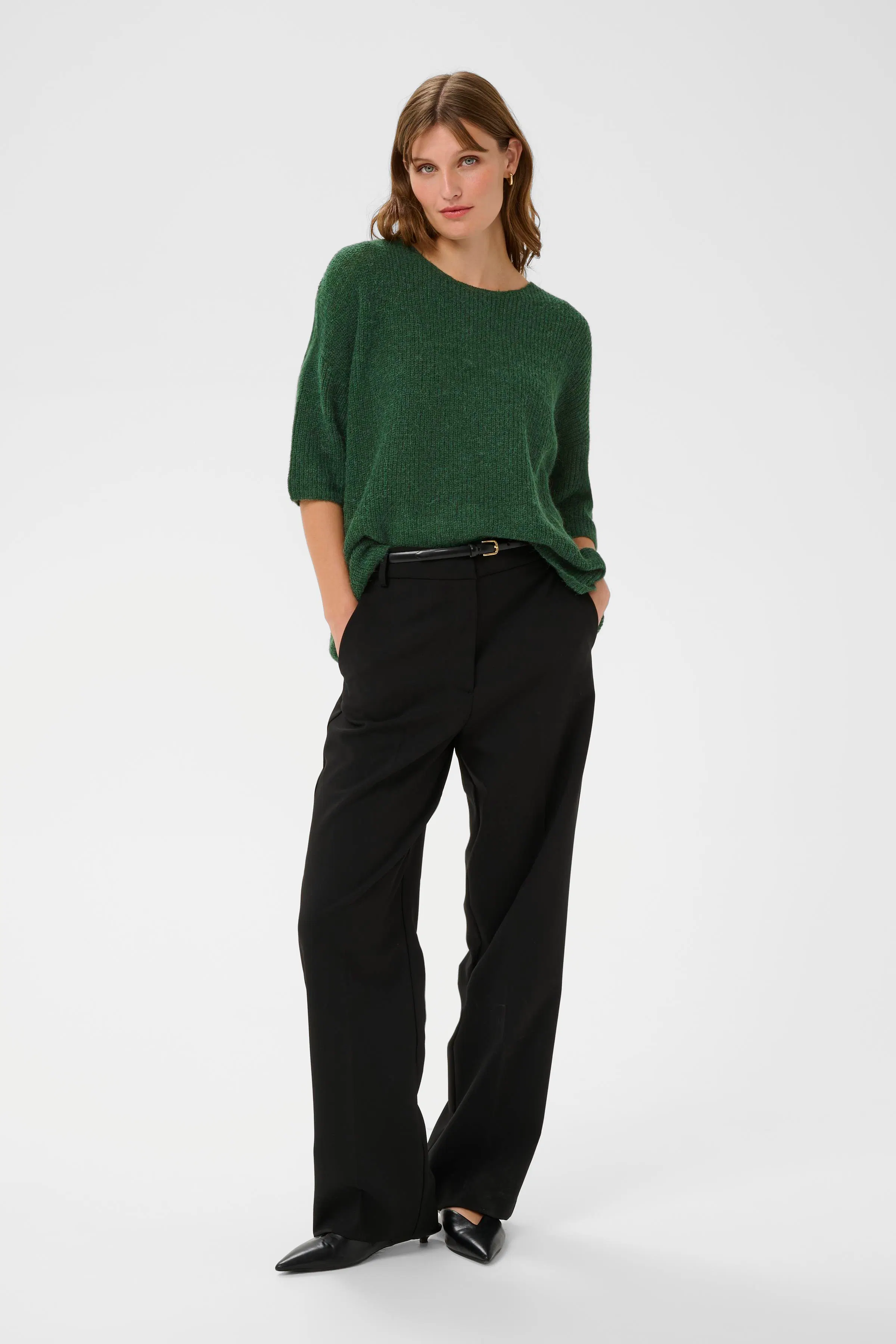 Tuesday Pullover LOOKBOOK FRONT 30400427-195411