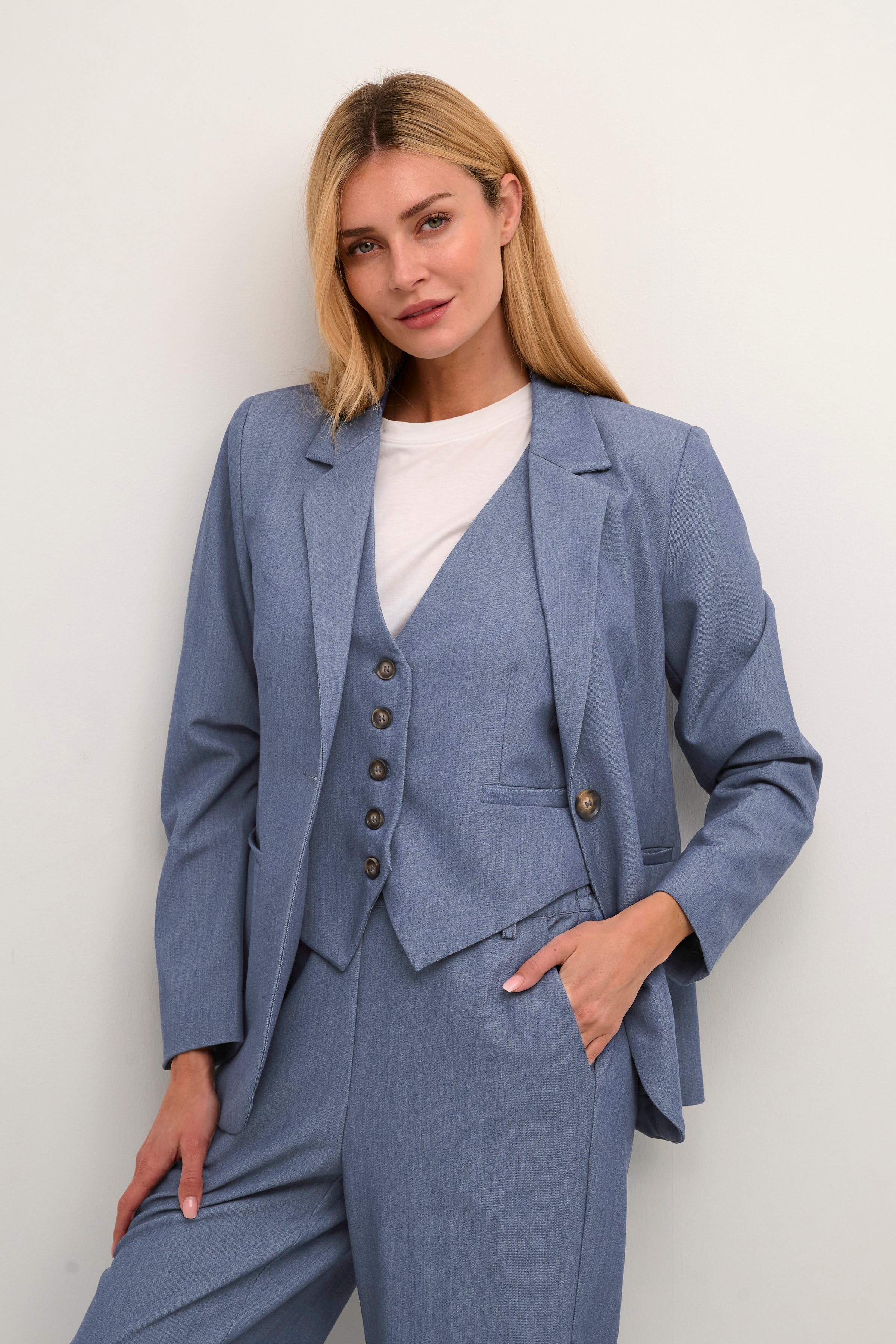 KAsakura Waistcoat LOOKBOOK FRONT 10507907-193929