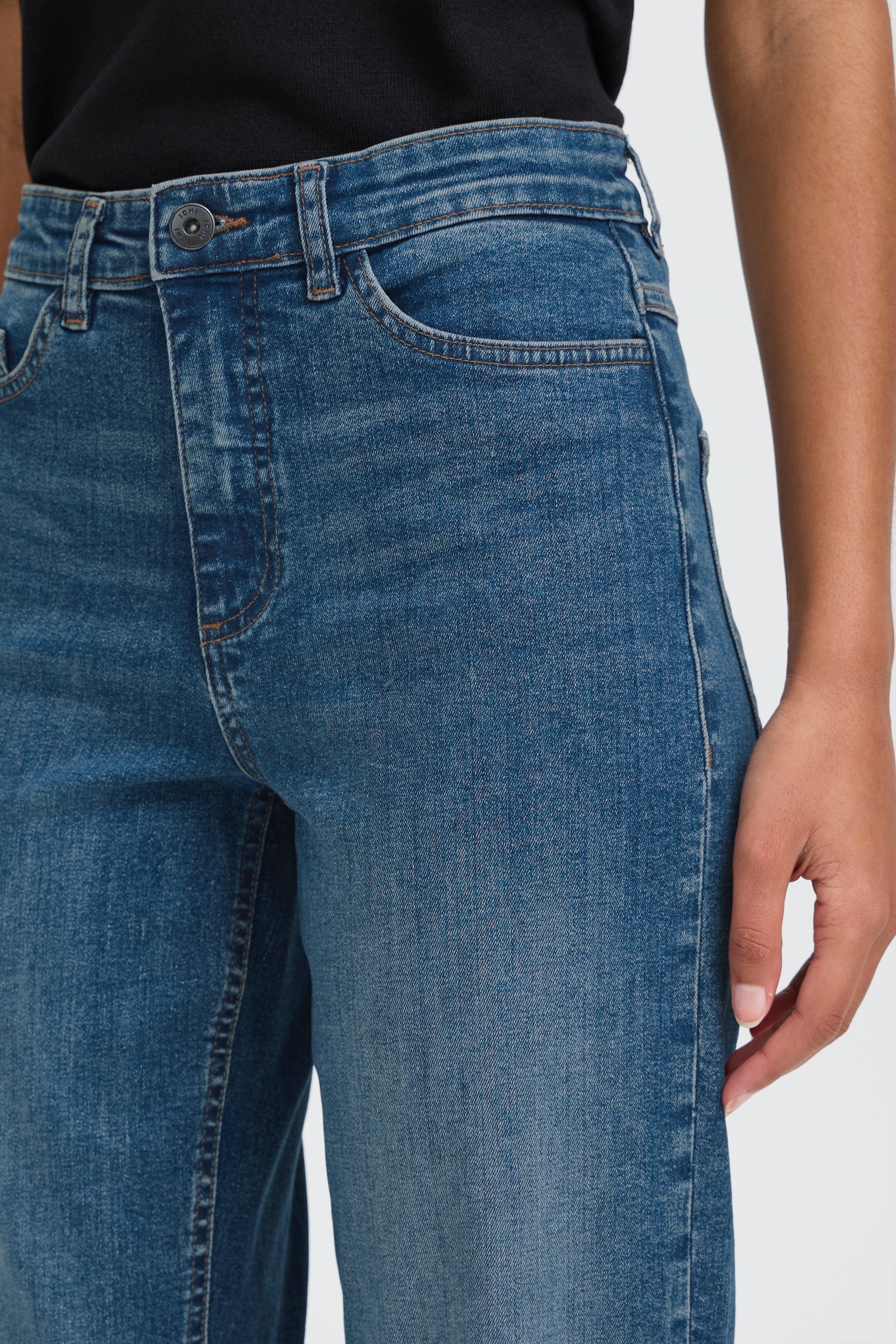 IHTWIGGY RAVEN Jeans LOOKBOOK DETAIL 20110967-19037