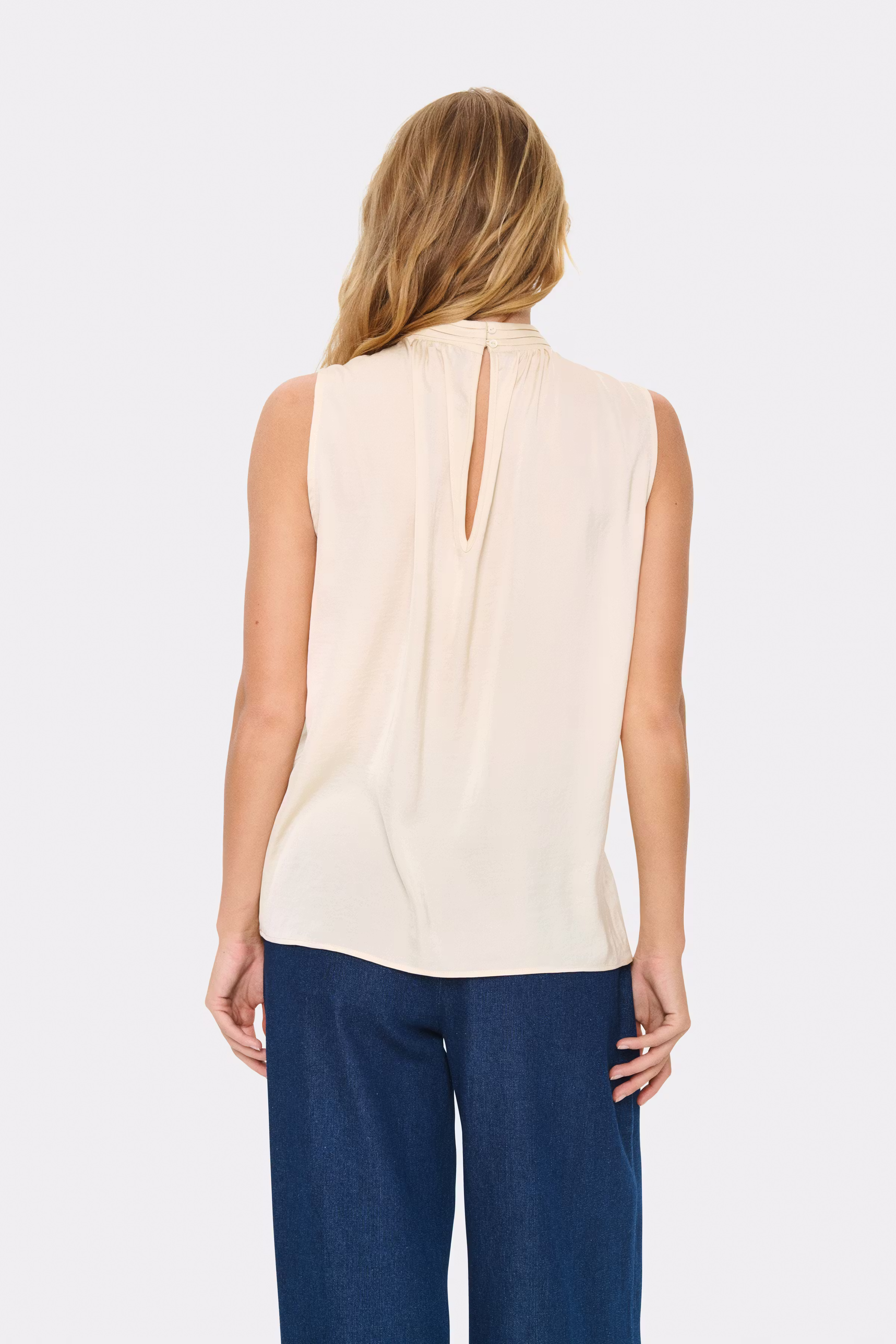 AileenSZ Blouse LOOKBOOK BACK 30500036-130607